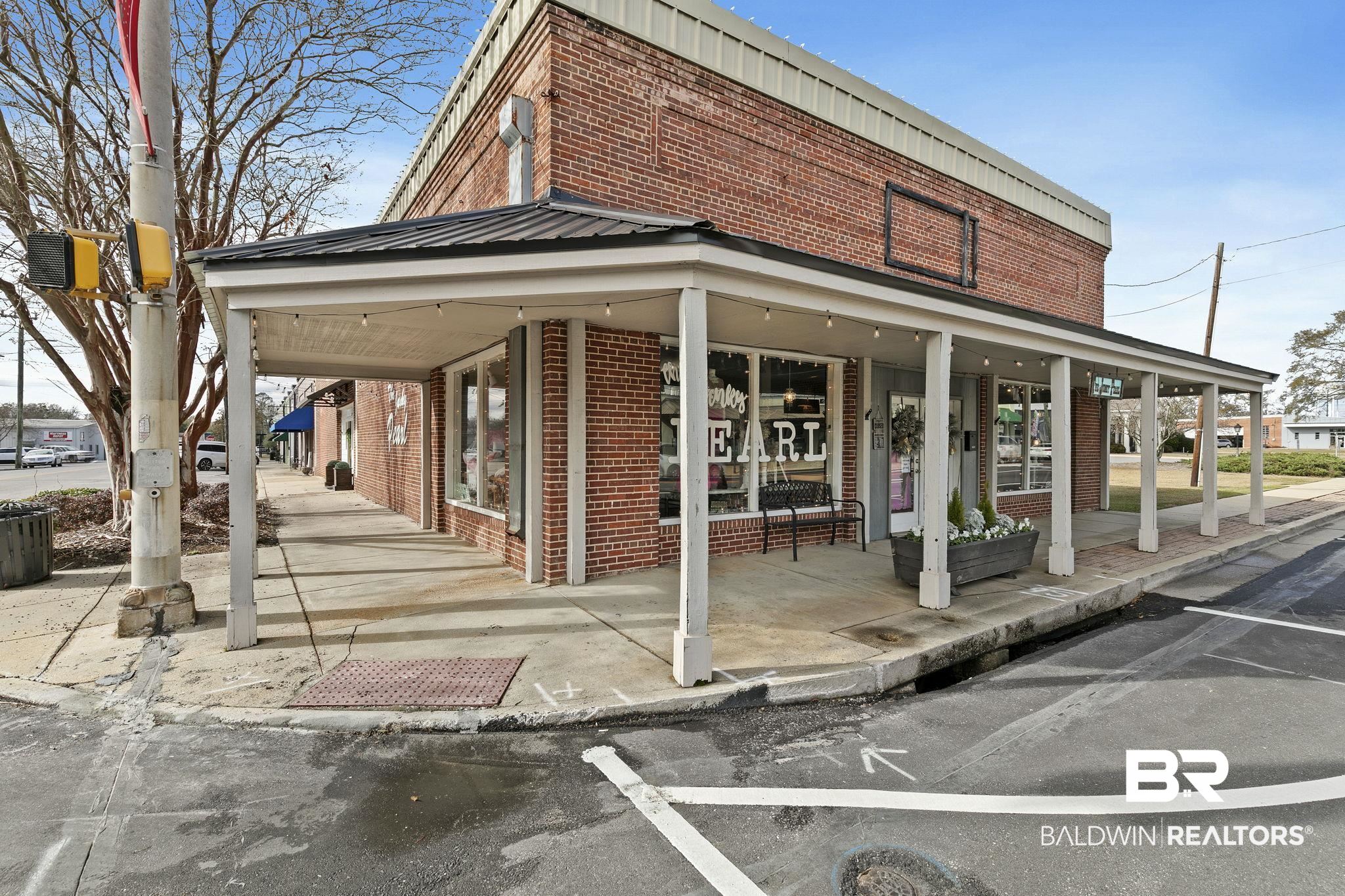 111 W Ridgeley Street