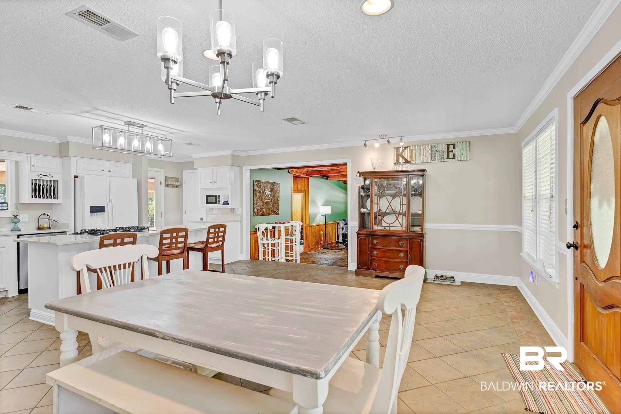 4595 Poarch Road