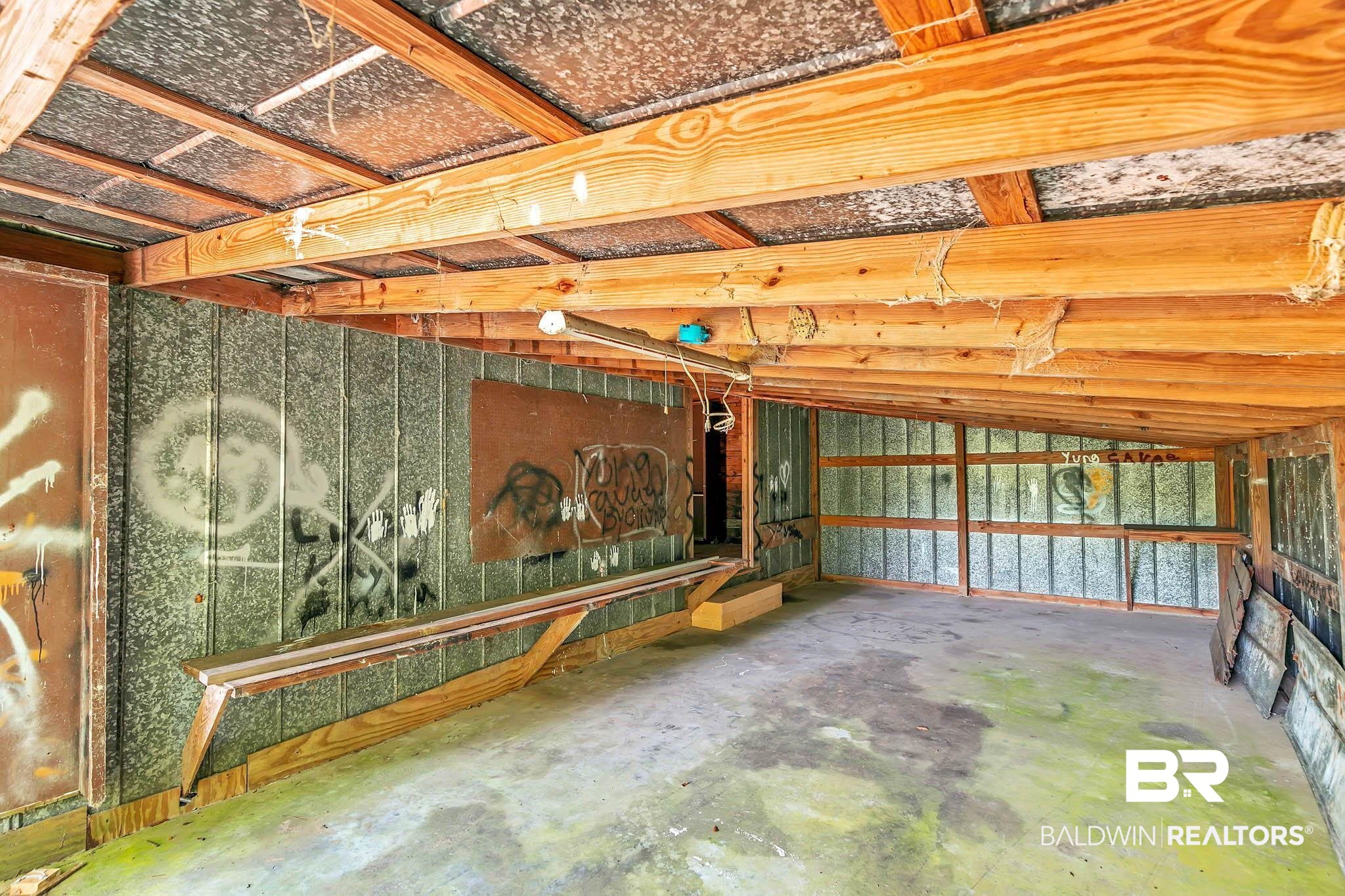 5471 Highway 164