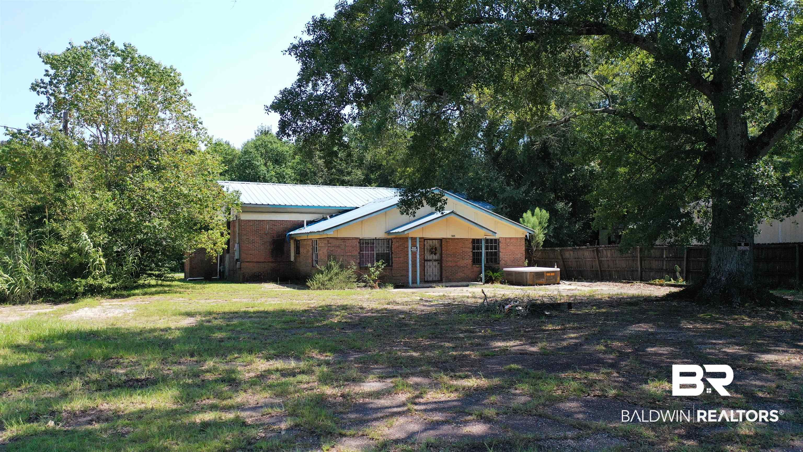 612 N Main Street
