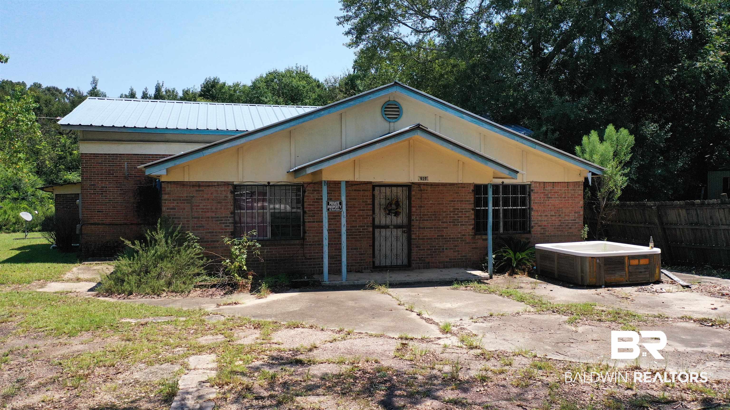612 N Main Street