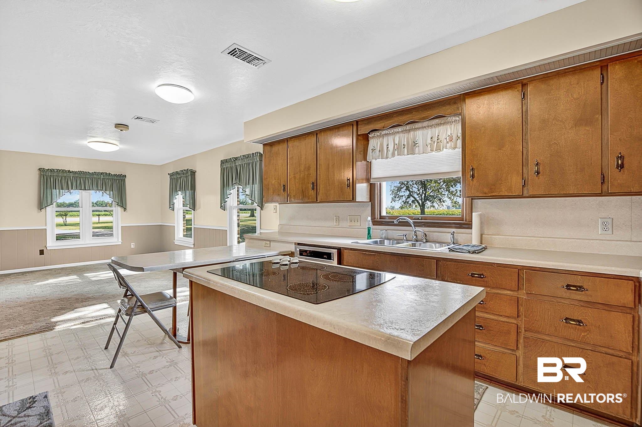 4260 Highway 99A