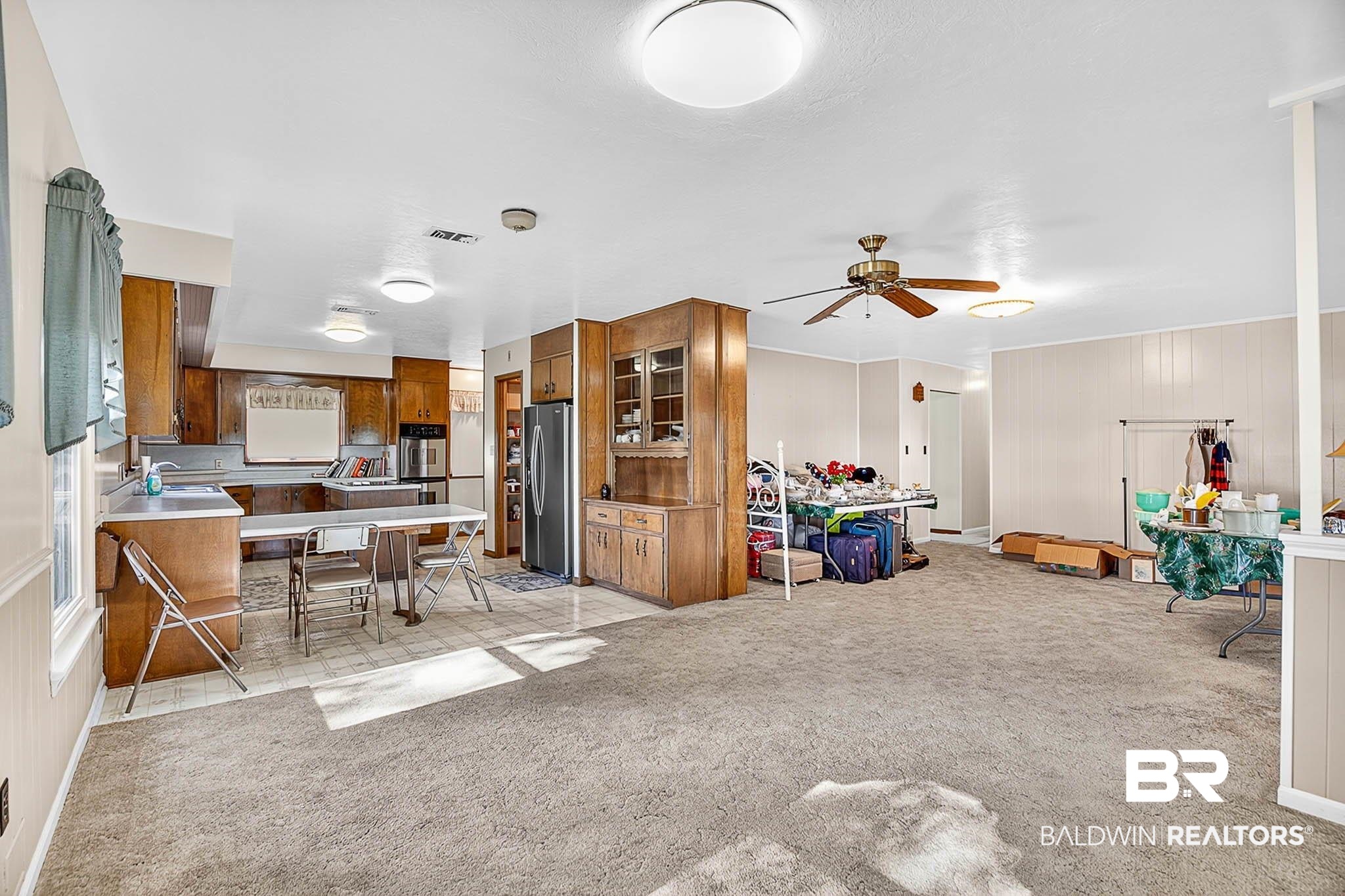 4260 Highway 99A