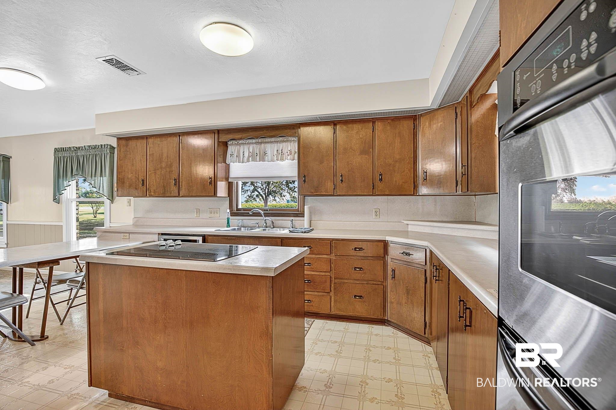 4260 Highway 99A