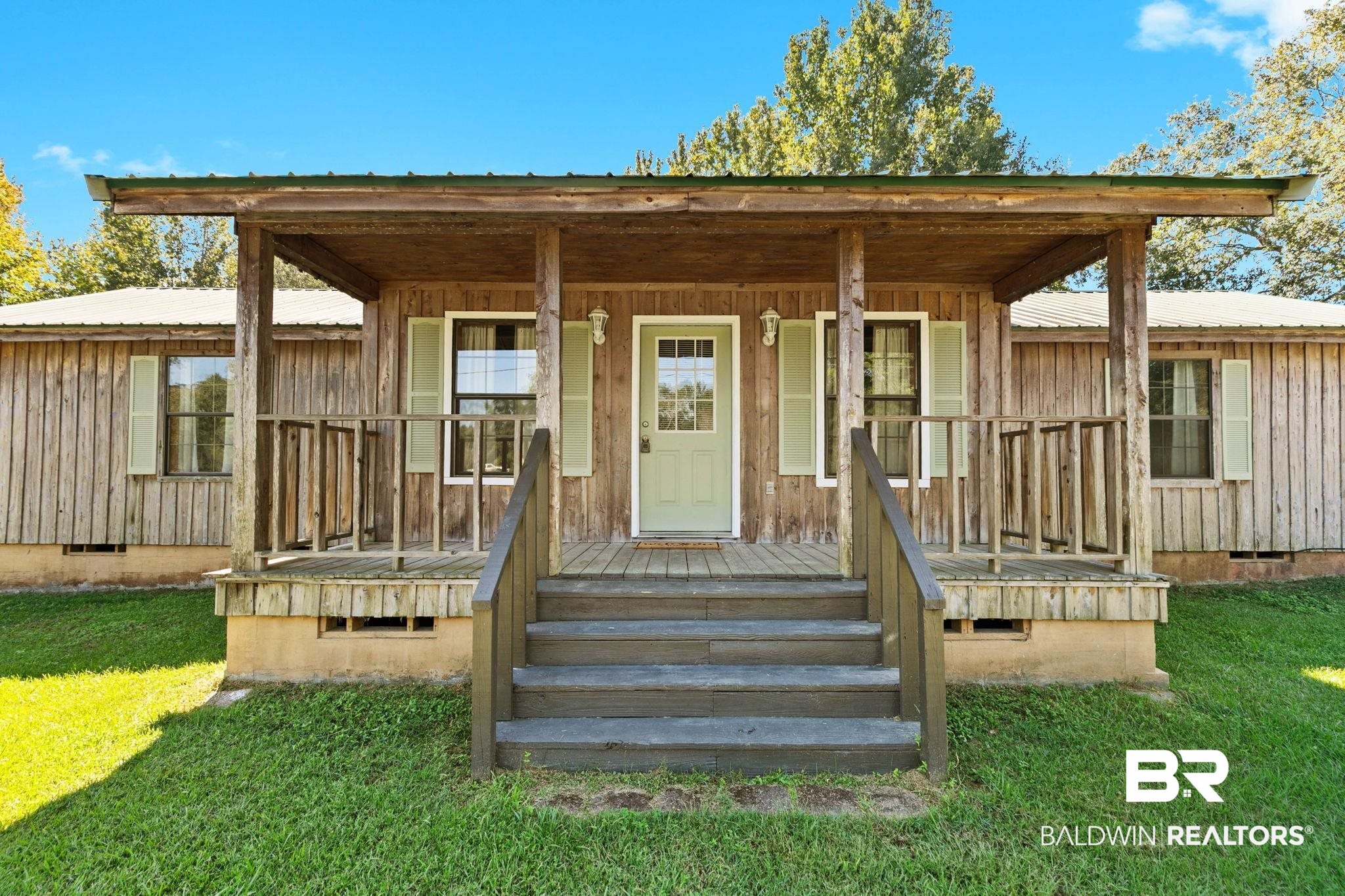 1587 Airport Road