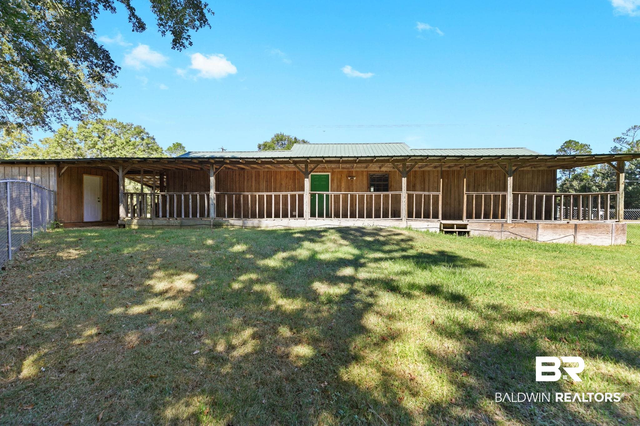 1587 Airport Road