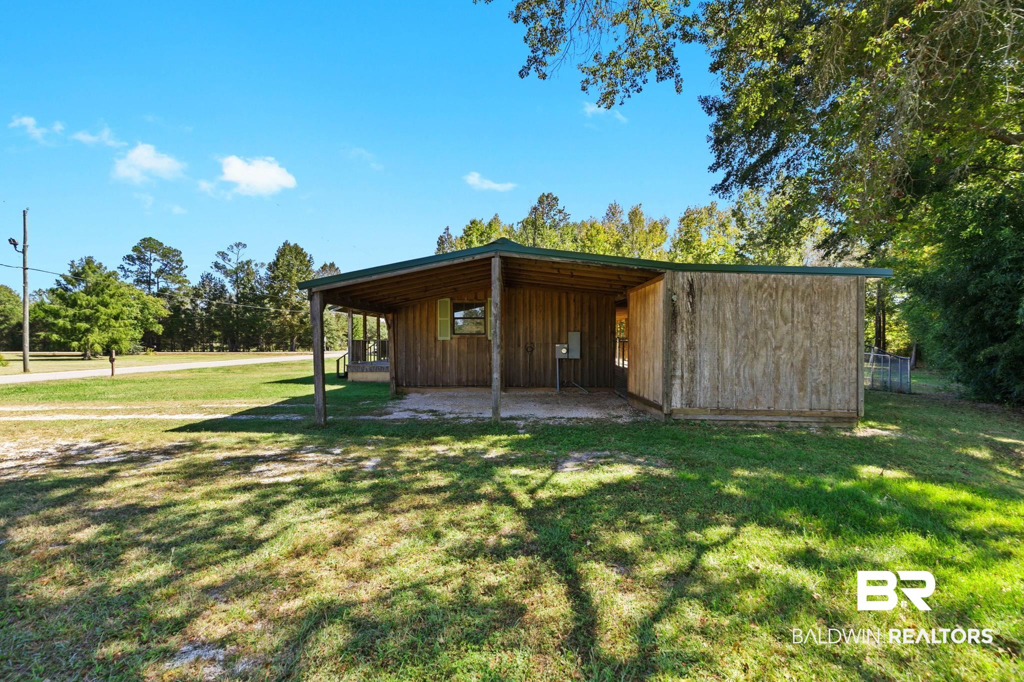 1587 Airport Road