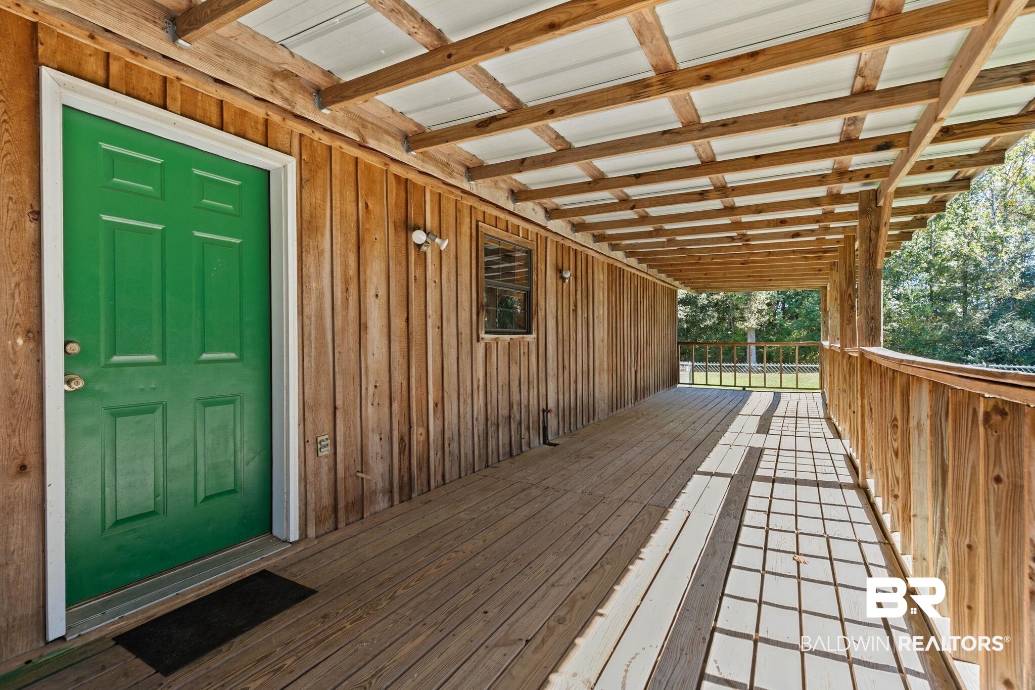 1587 Airport Road