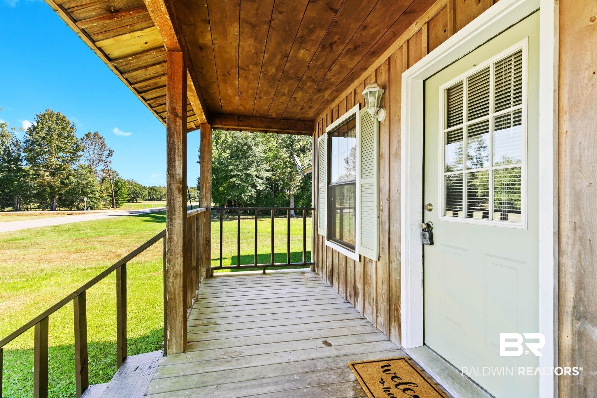 1587 Airport Road