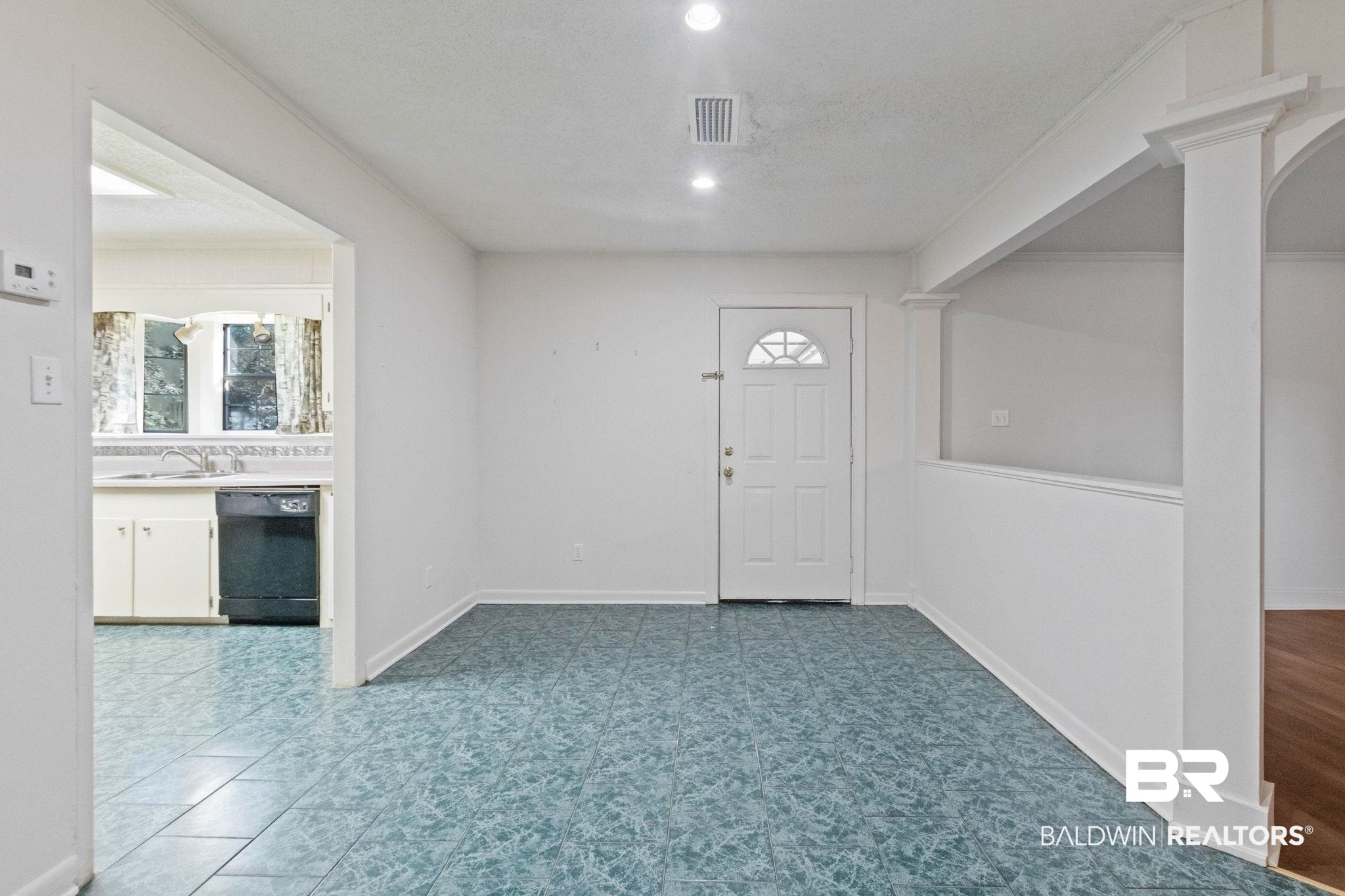 695 Woods Road