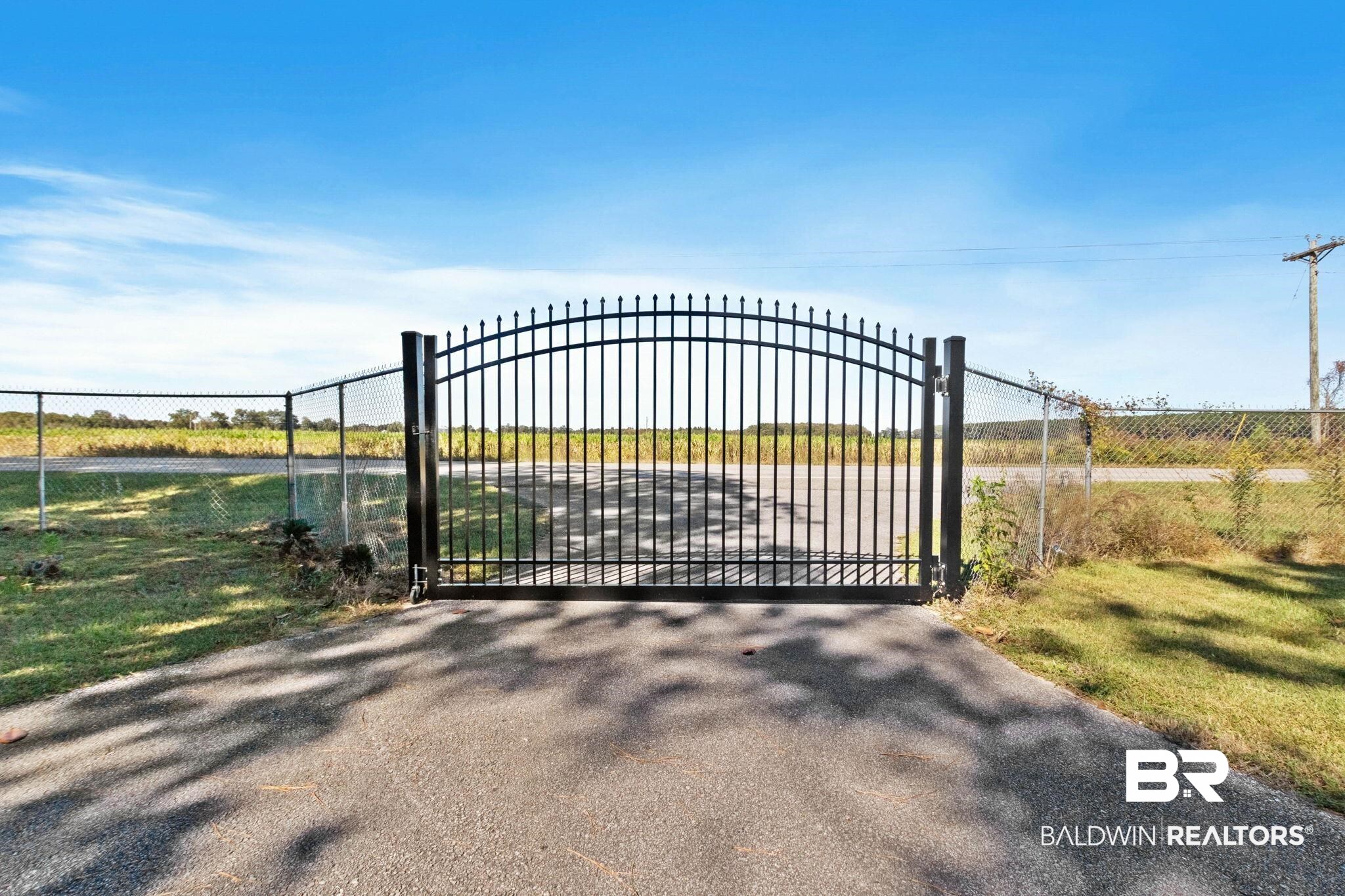 695 Woods Road