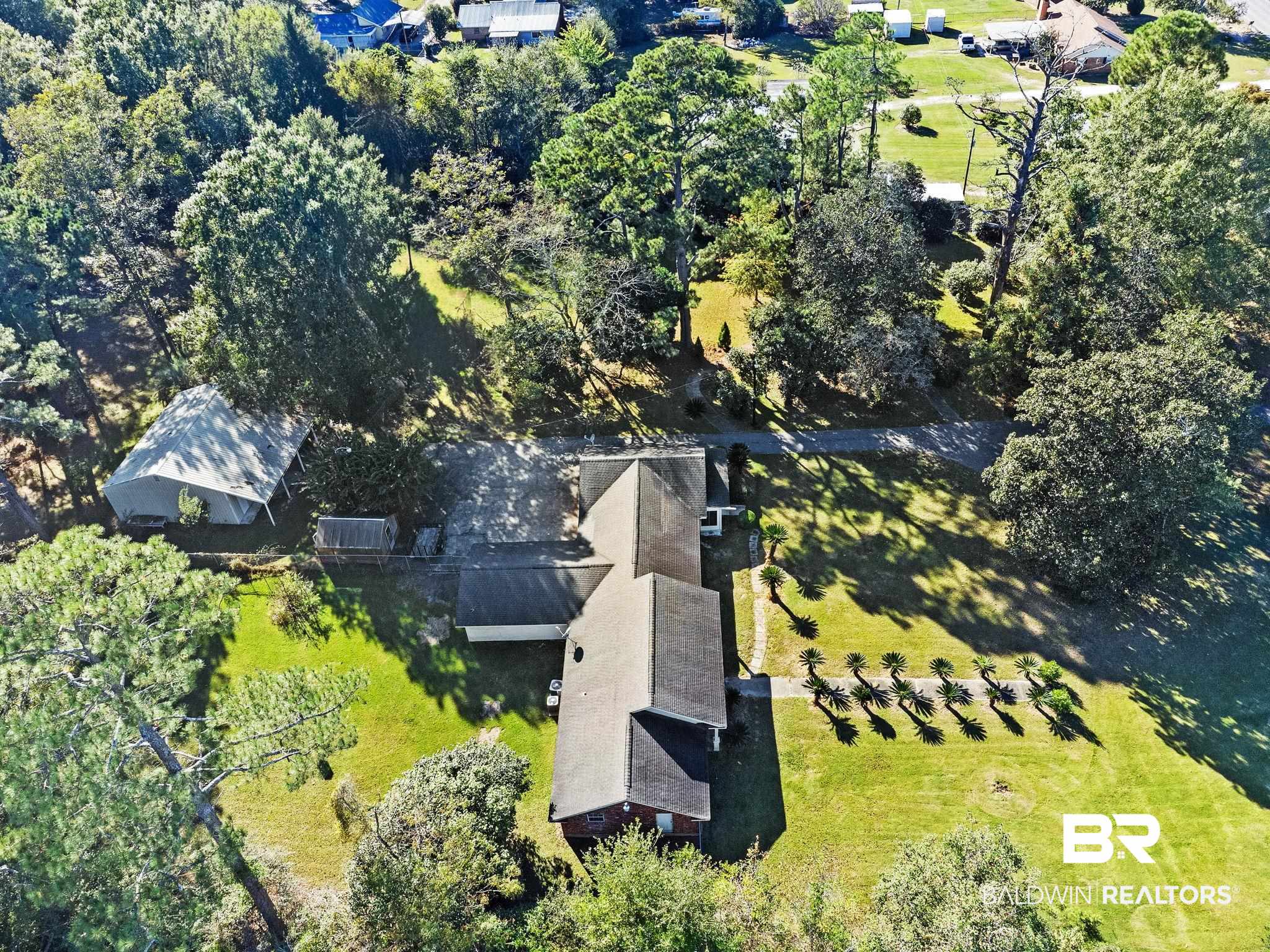 695 Woods Road