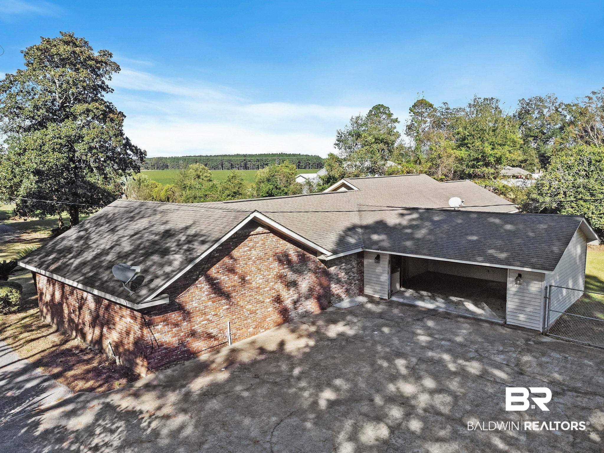 695 Woods Road