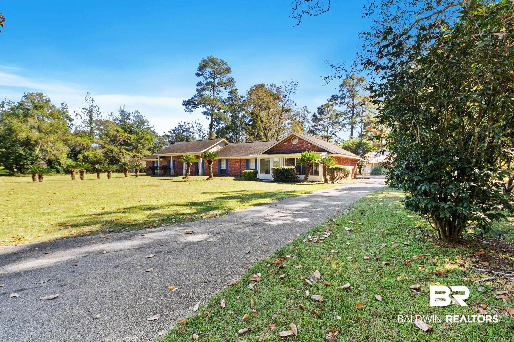 695 Woods Road