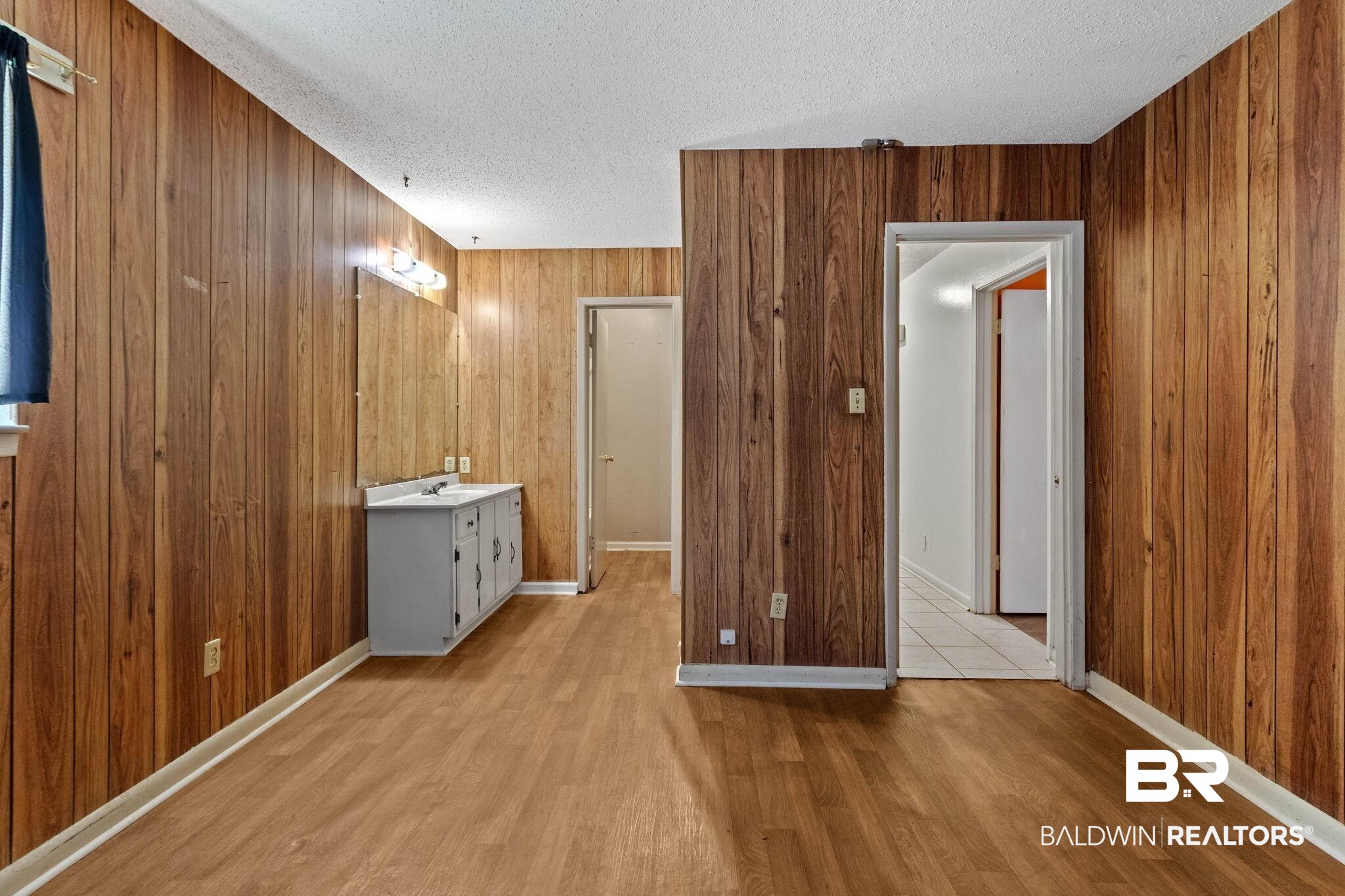 695 Woods Road