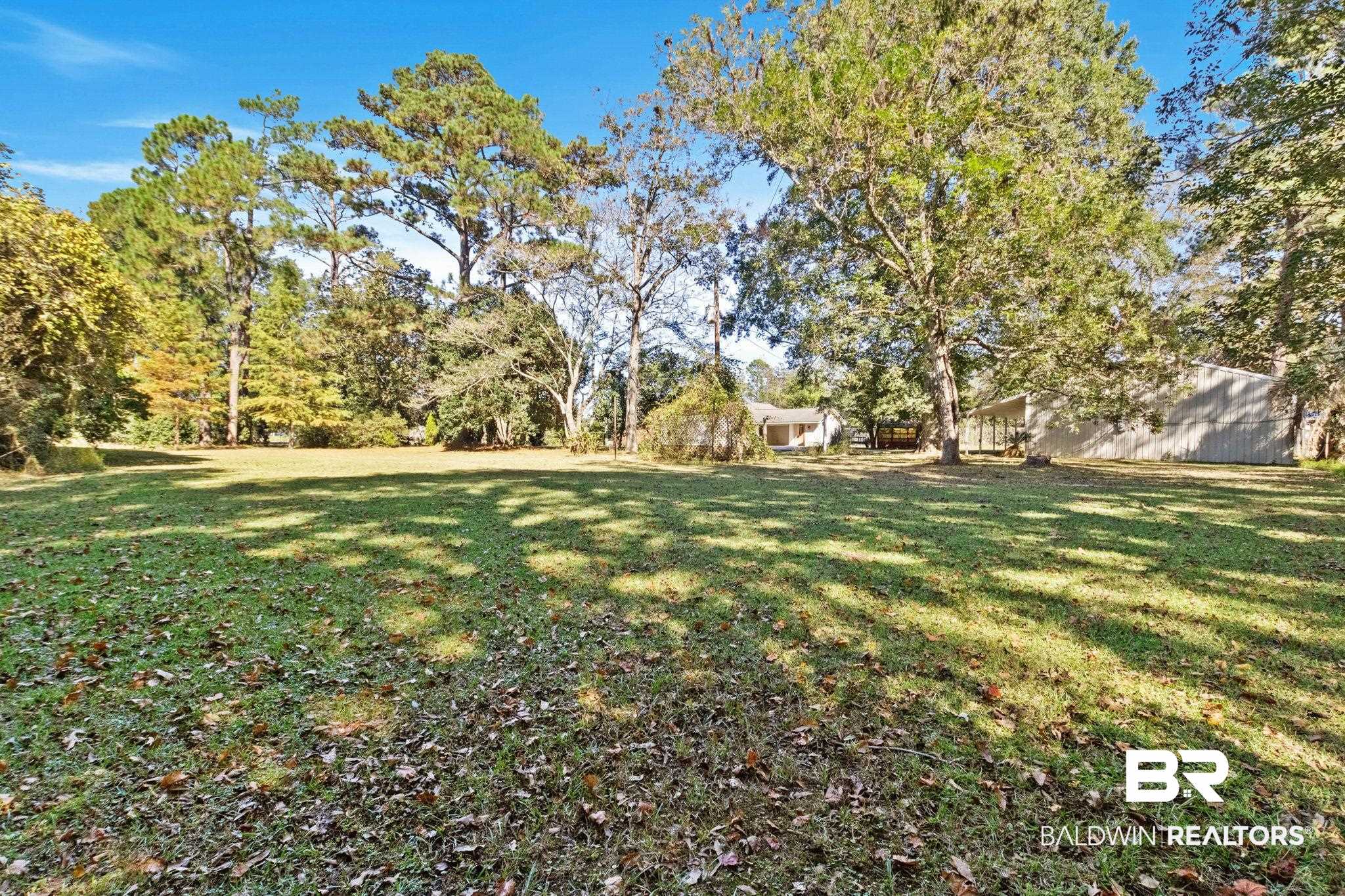 695 Woods Road