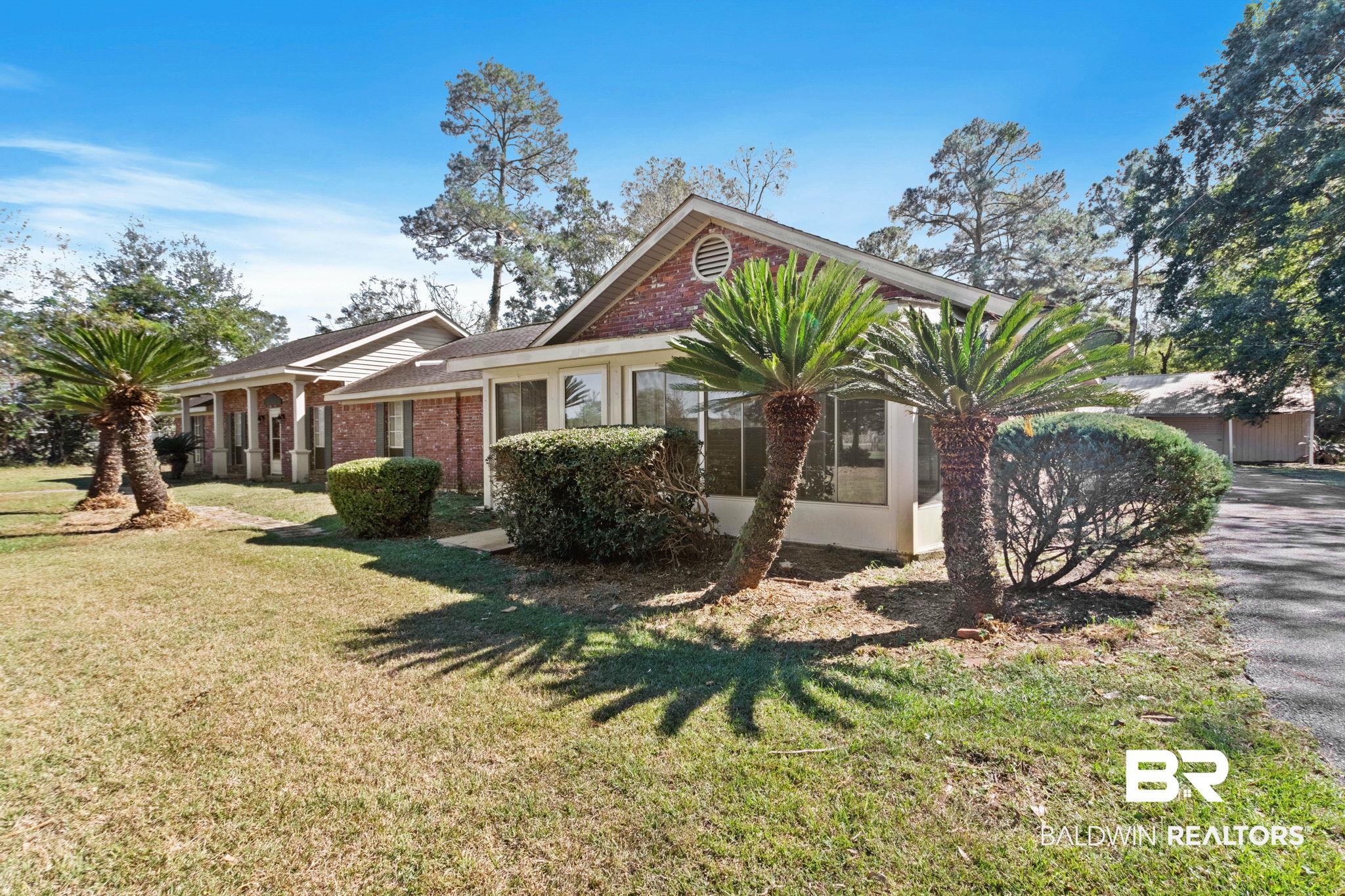695 Woods Road