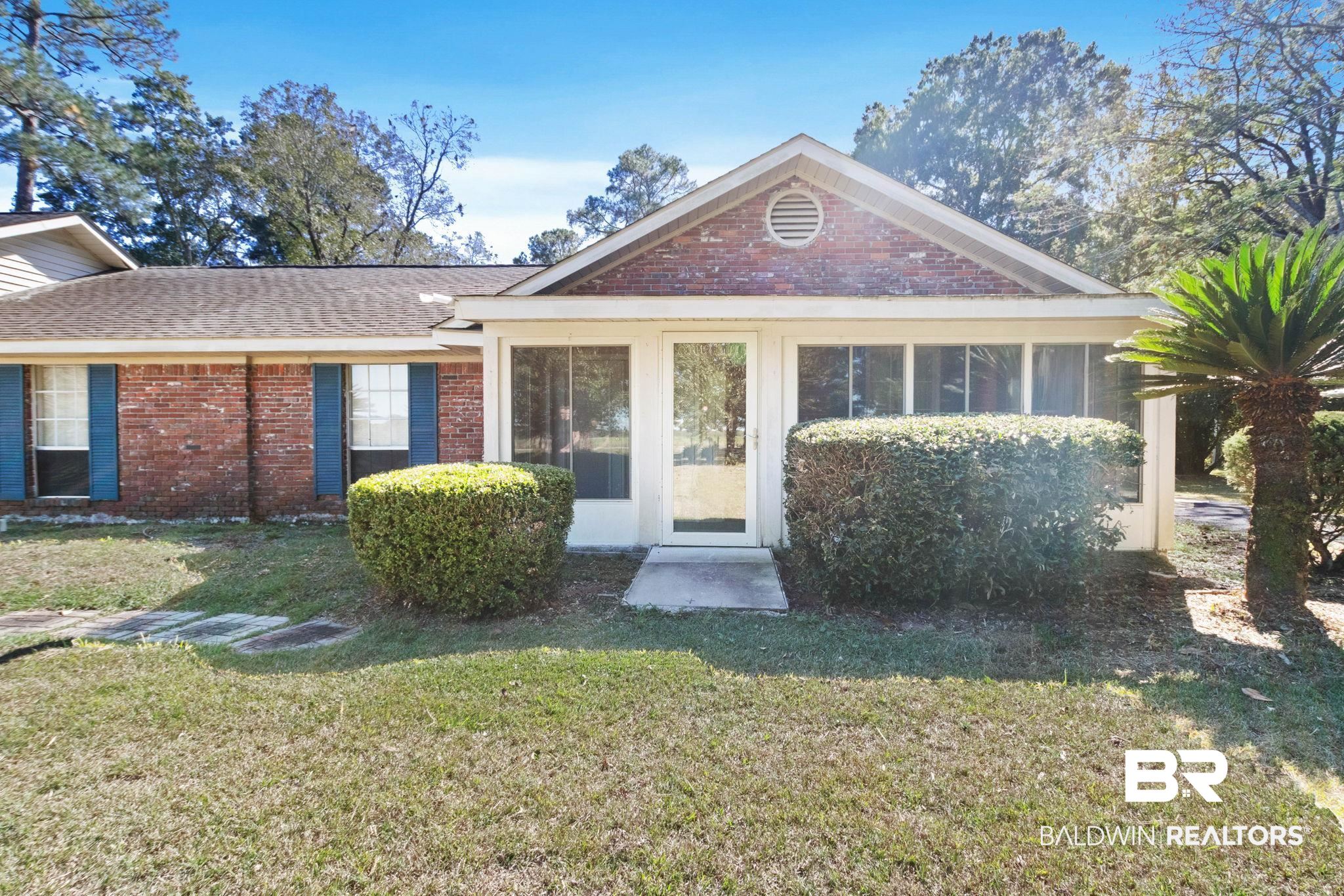 695 Woods Road