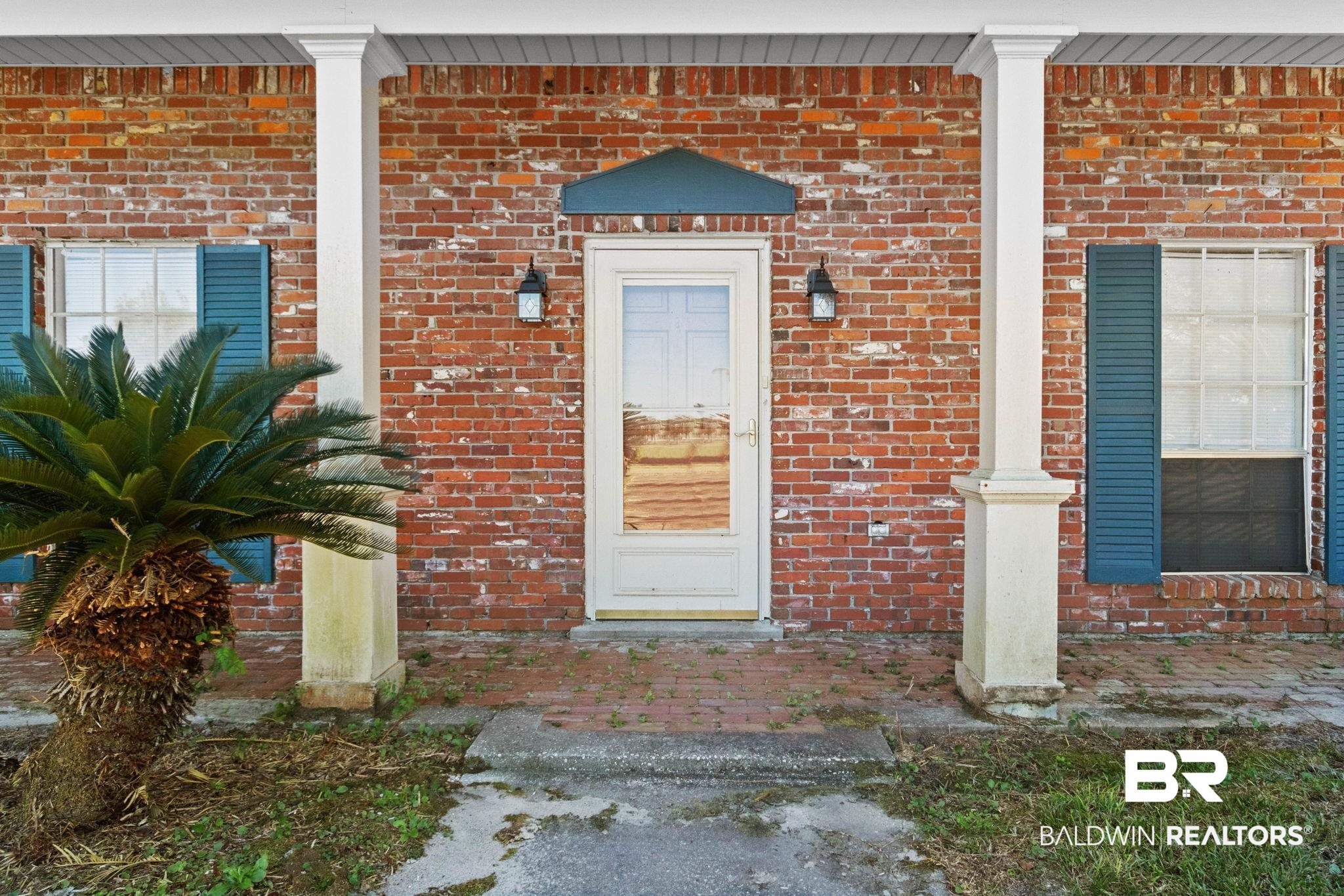 695 Woods Road