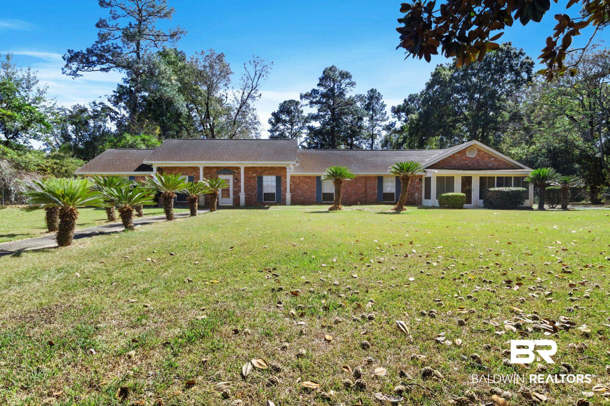 695 Woods Road