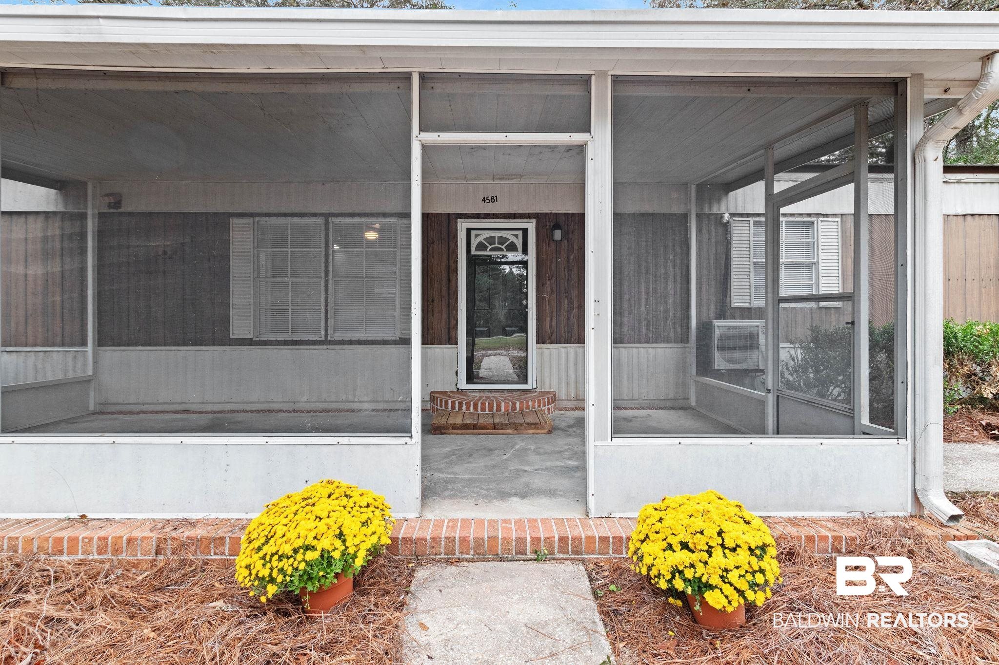 4581 Highway 168