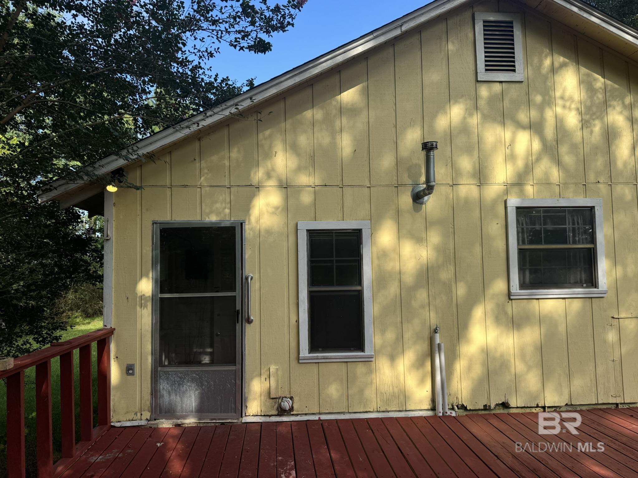 11150 Highway 97