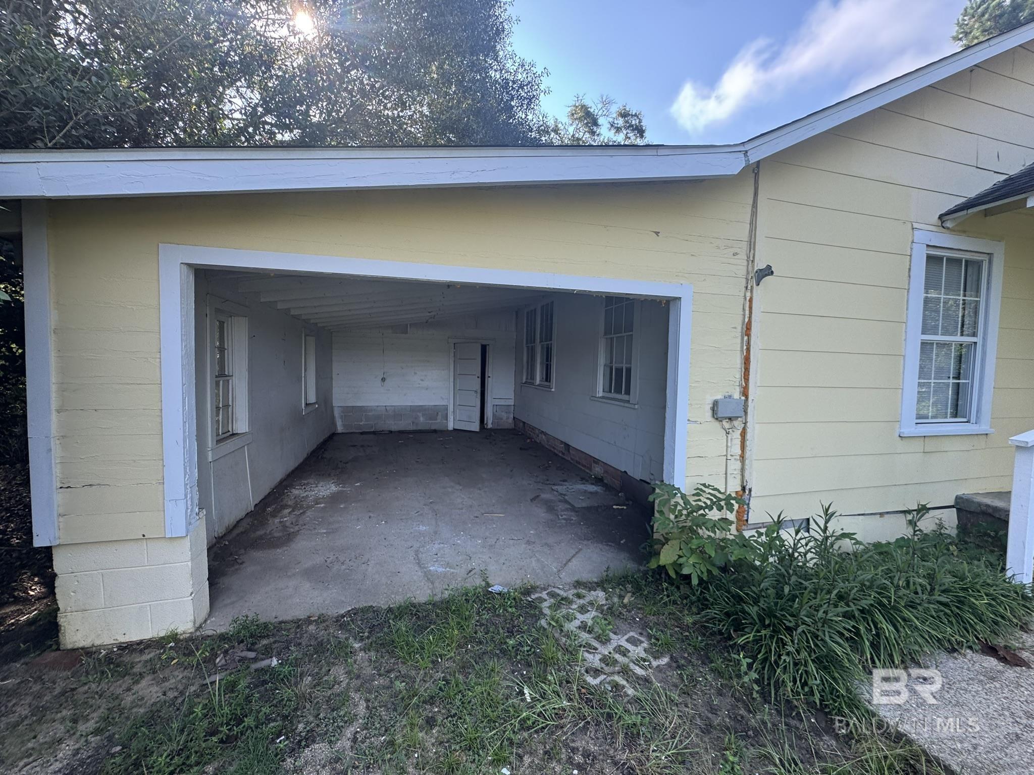 11150 Highway 97