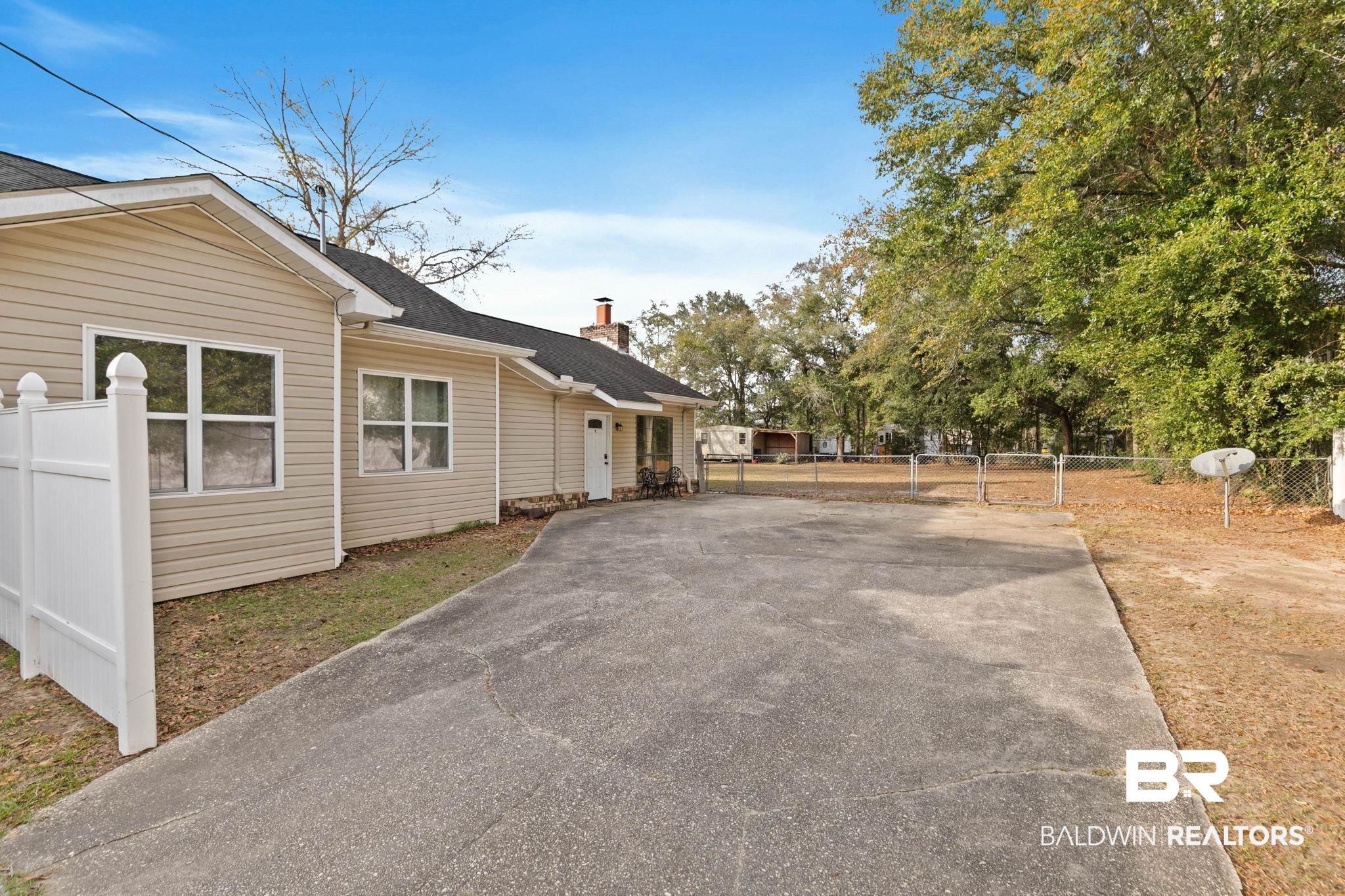 1705 Poplar Street