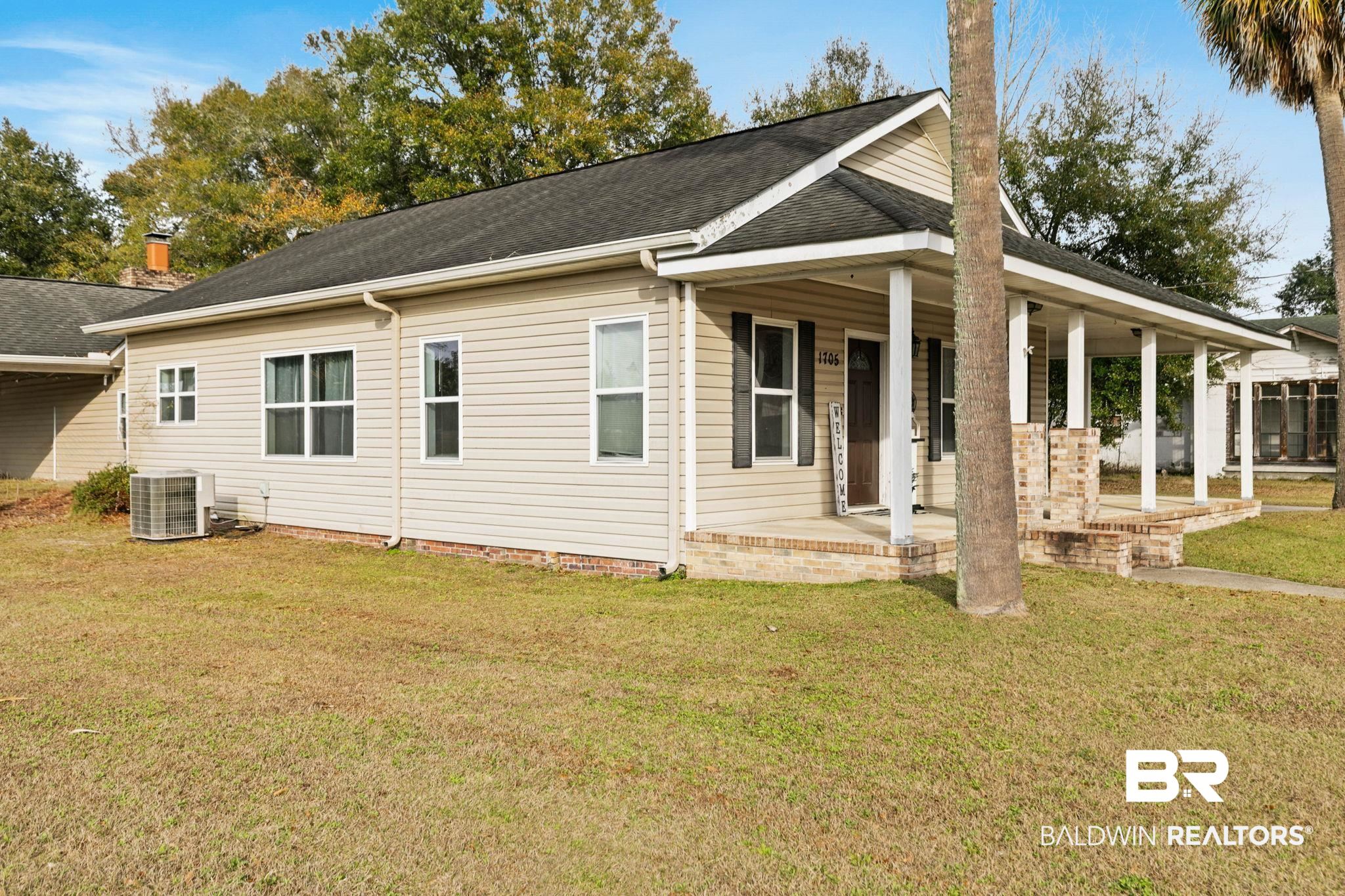 1705 Poplar Street