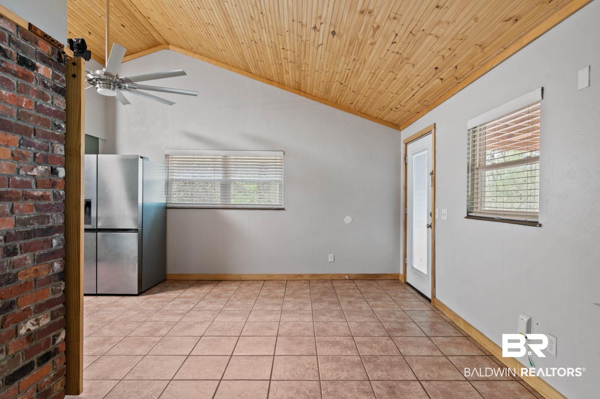 6050 W Highway 4