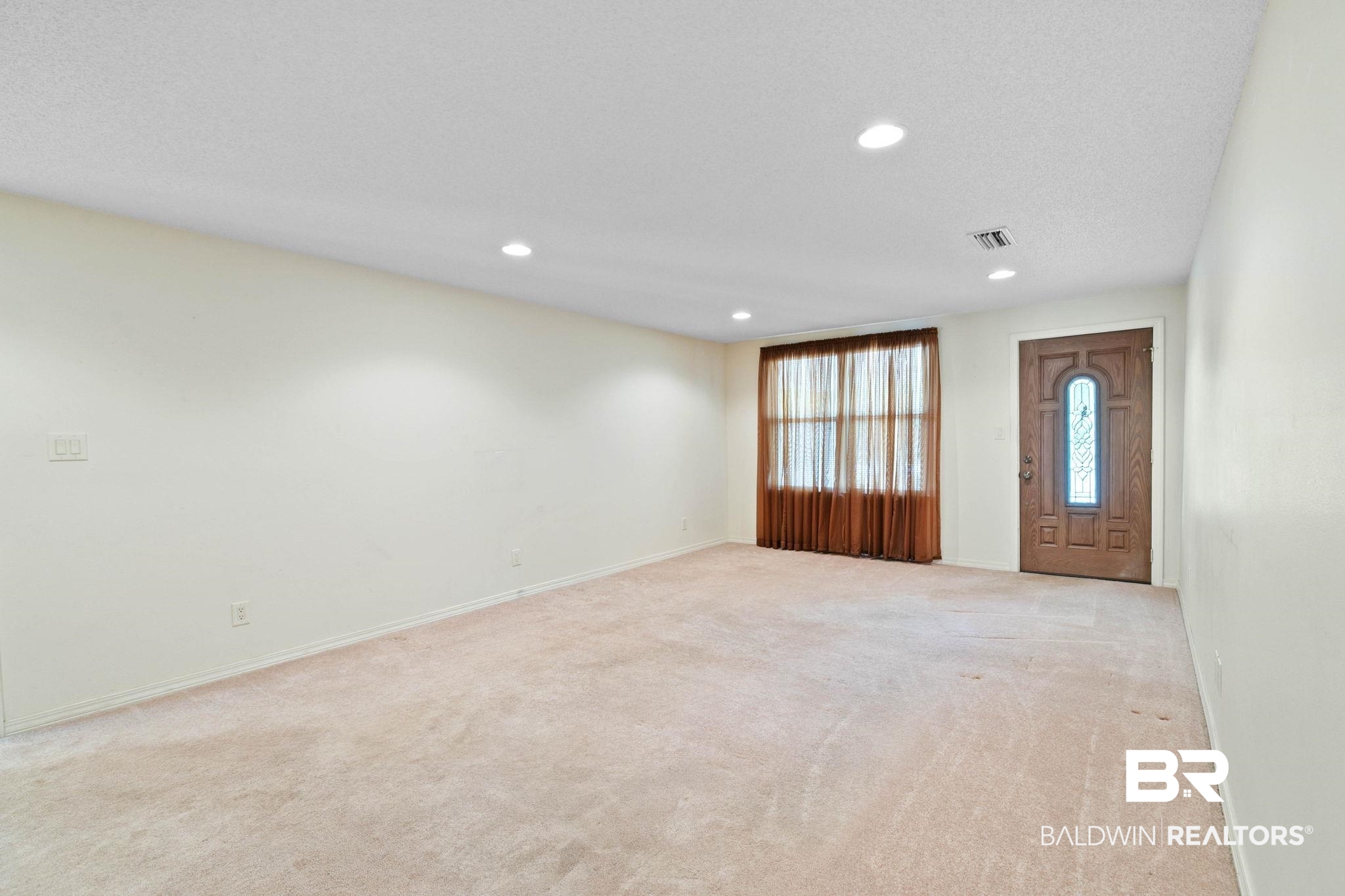 4211 N Highway 99