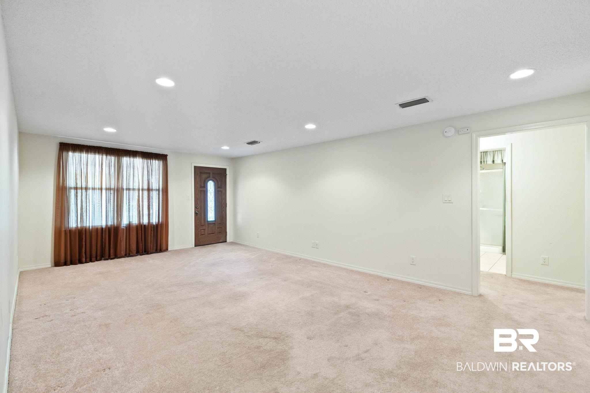 4211 N Highway 99