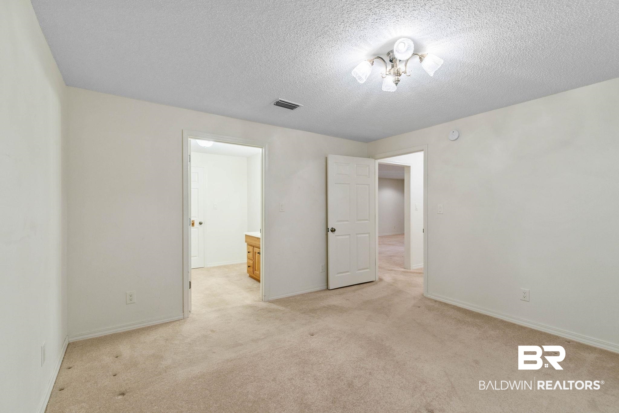 4211 N Highway 99