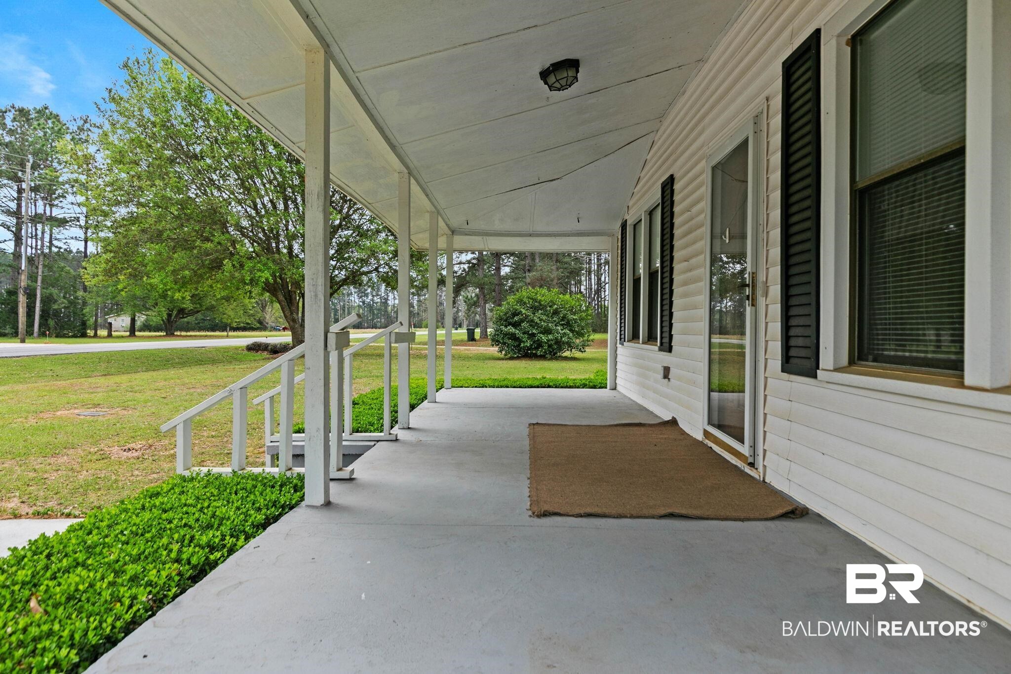 4211 N Highway 99