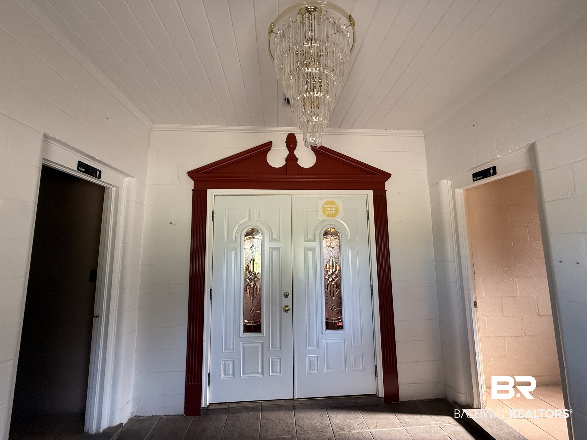 201 Lindberg Avenue