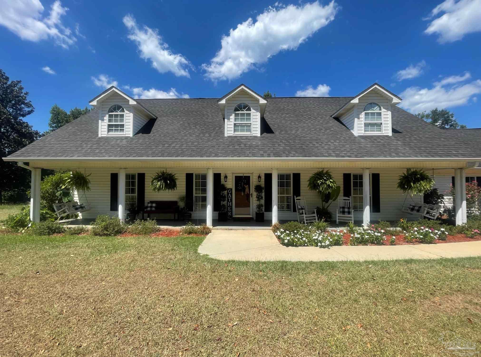 485 Englewood Cir