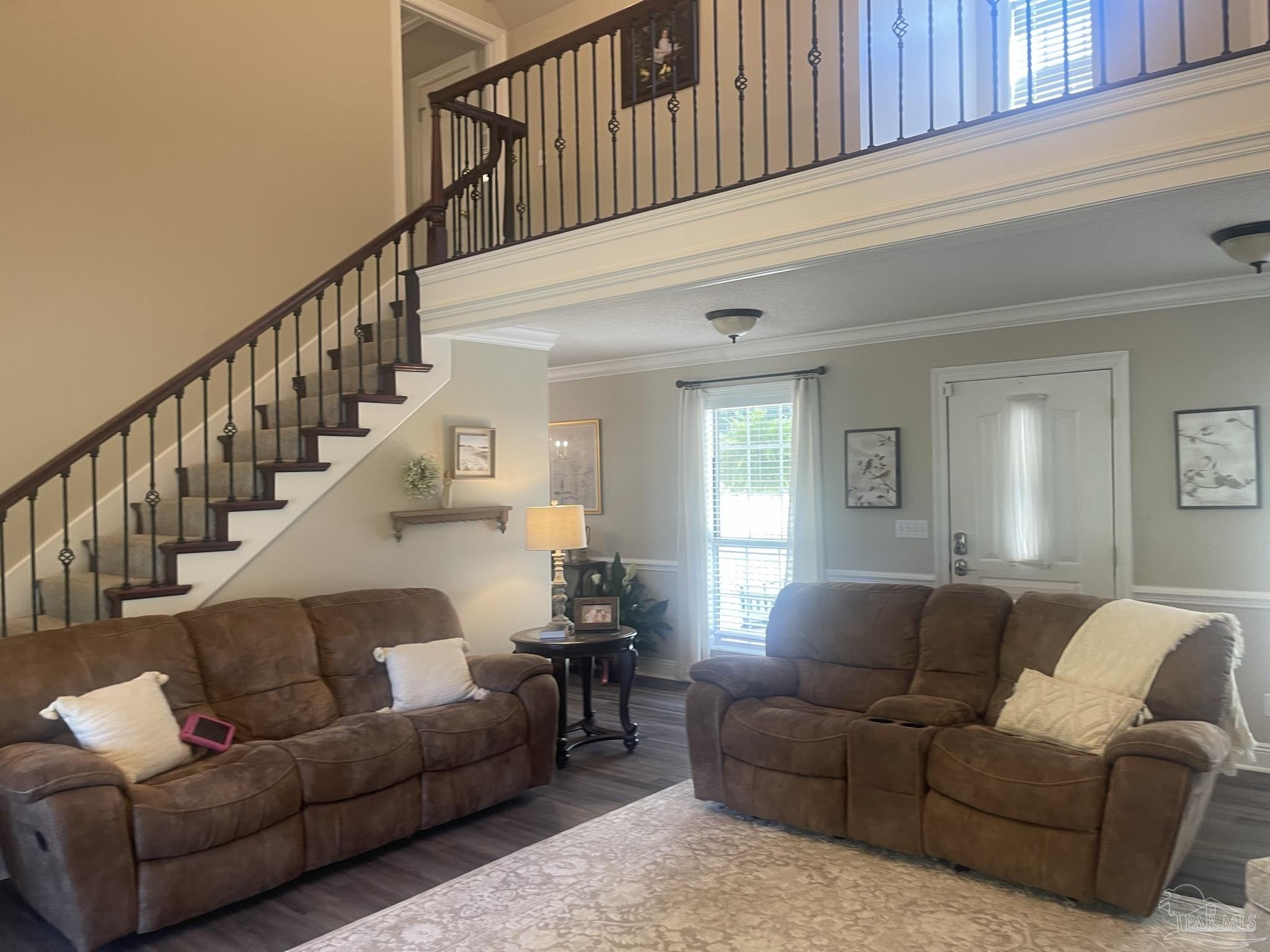 485 Englewood Cir
