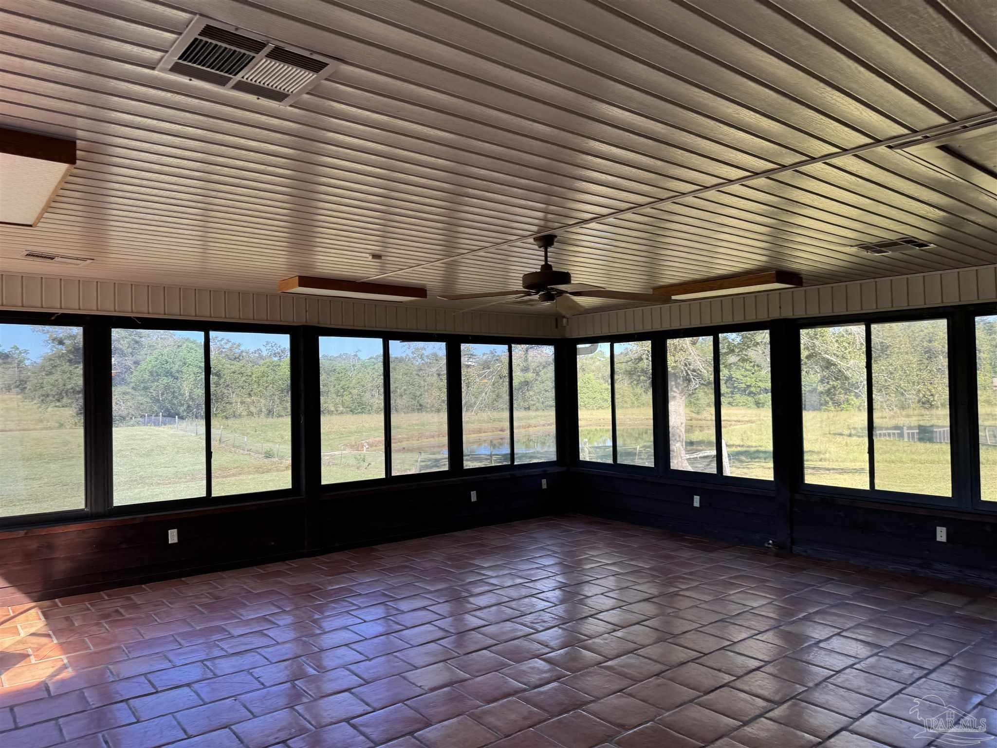 1011 Jacks Branch Rd