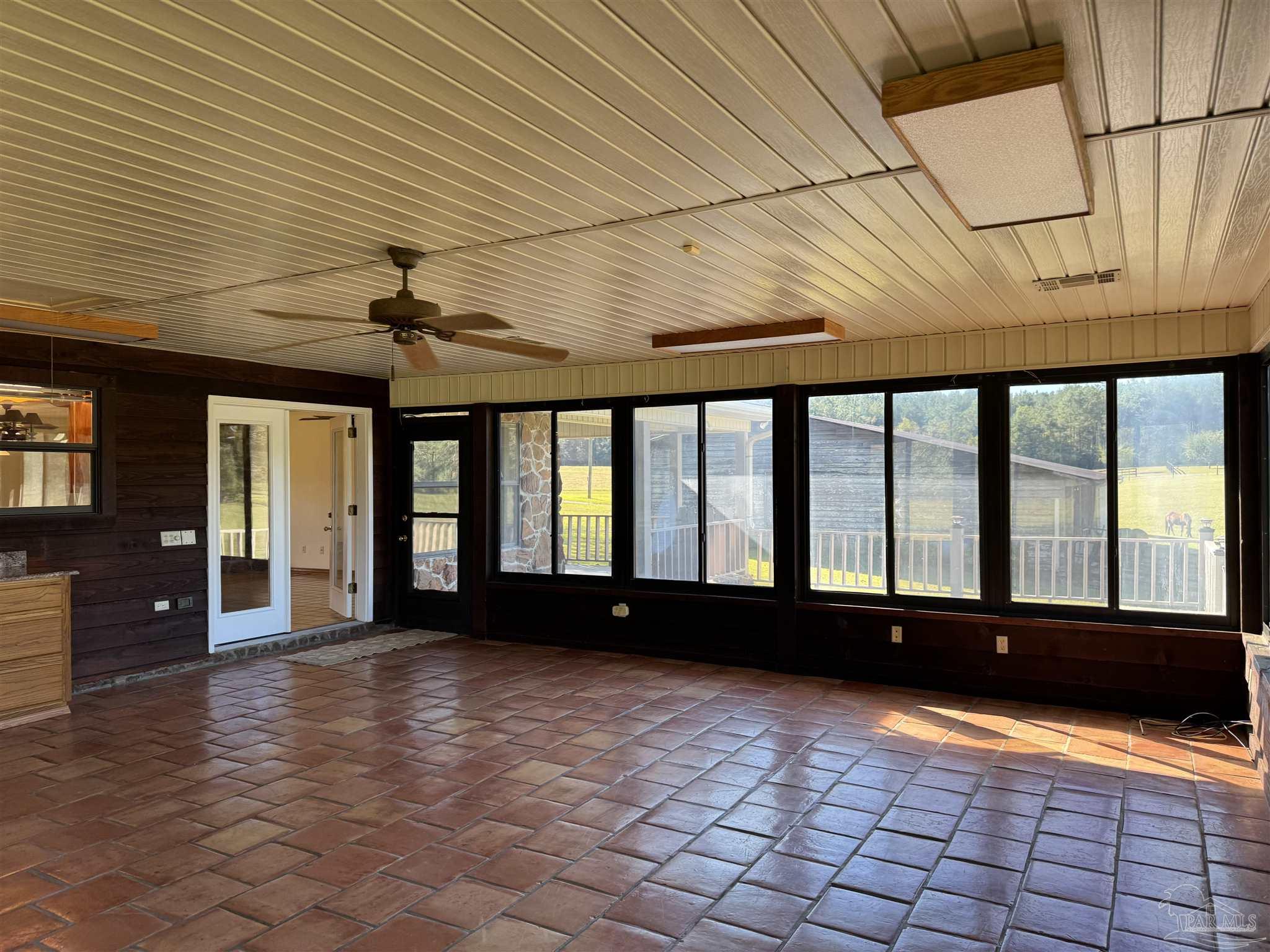 1011 Jacks Branch Rd