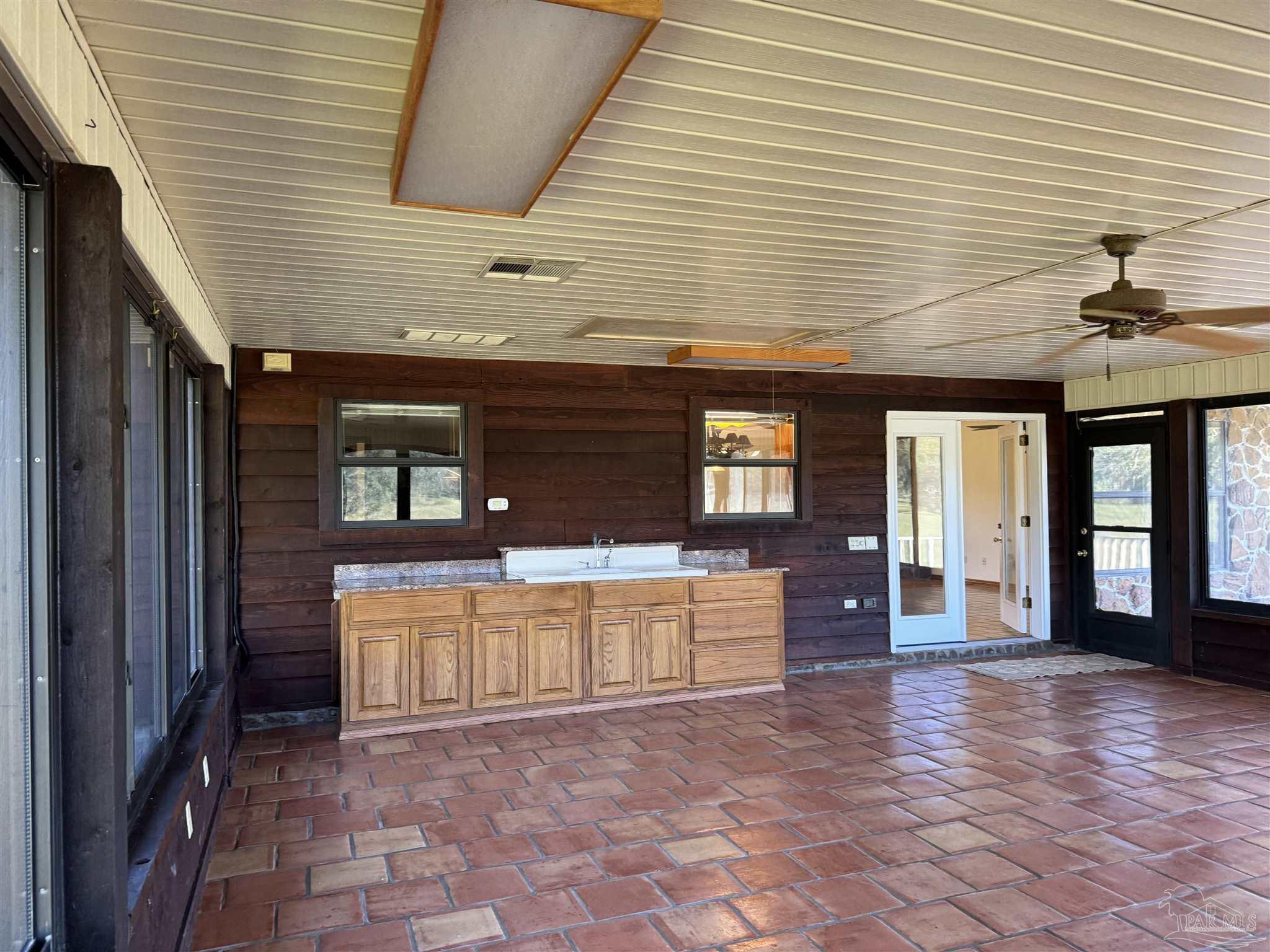 1011 Jacks Branch Rd