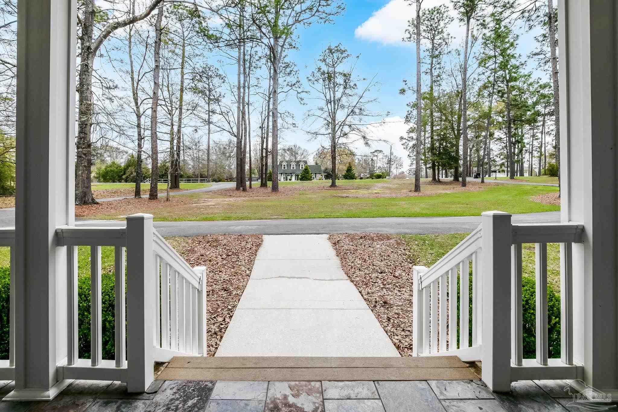 300 1/2 Brookwood Rd