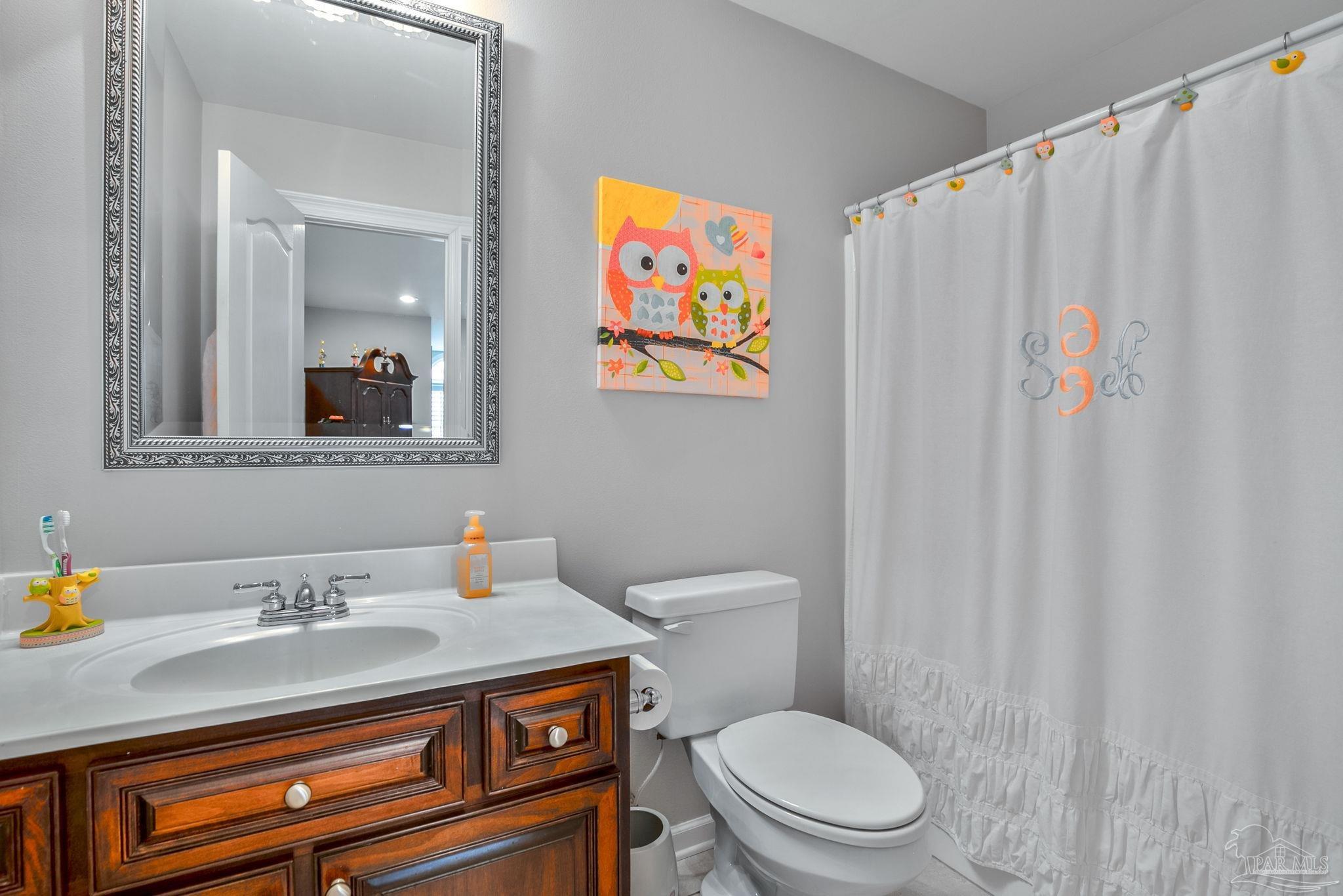 300 1/2 Brookwood Rd