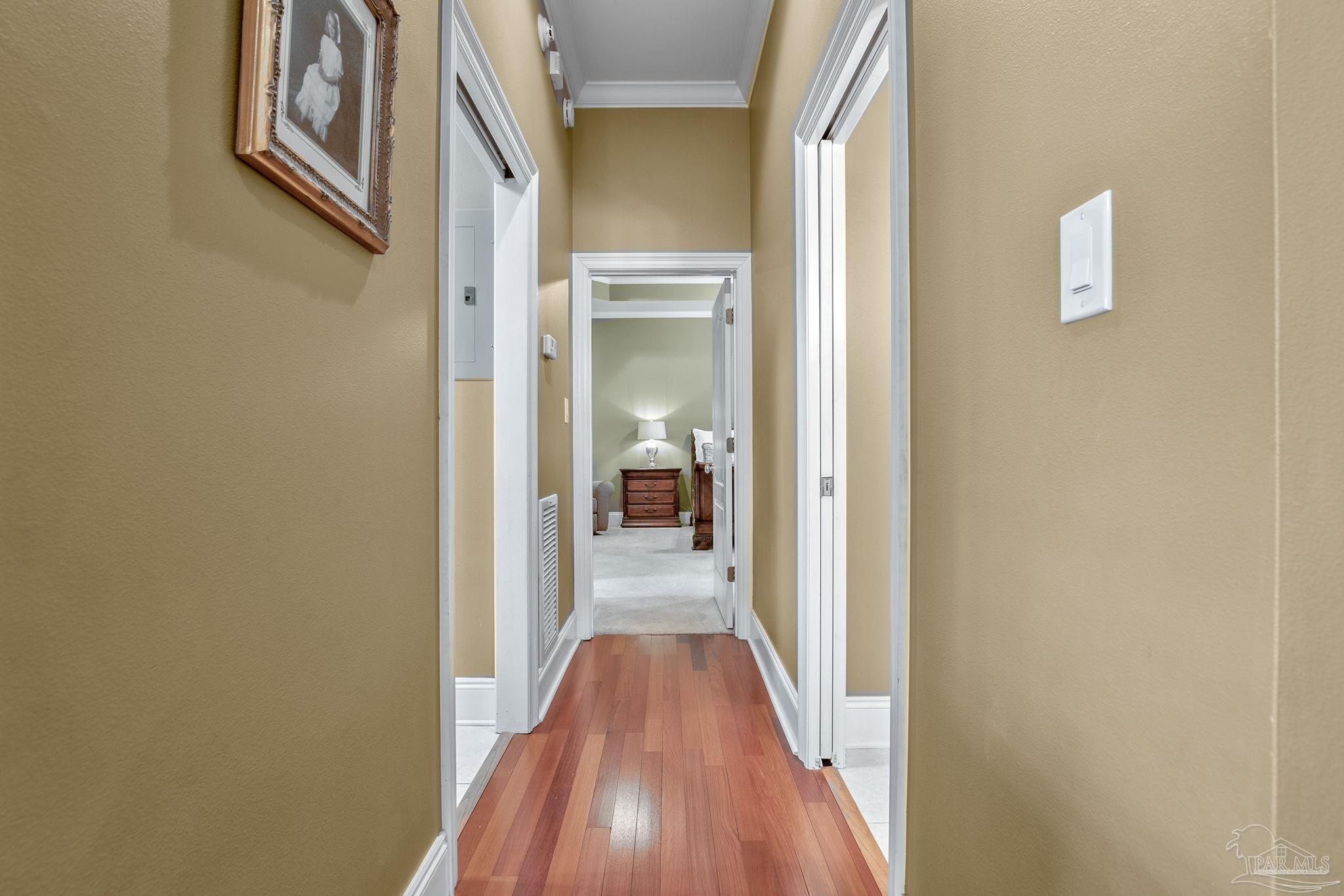 300 1/2 Brookwood Rd