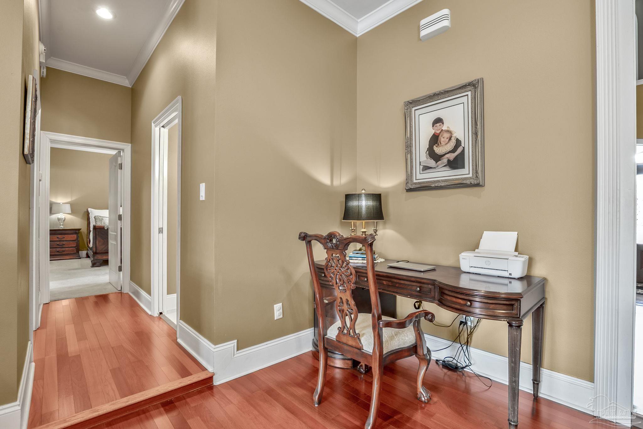 300 1/2 Brookwood Rd