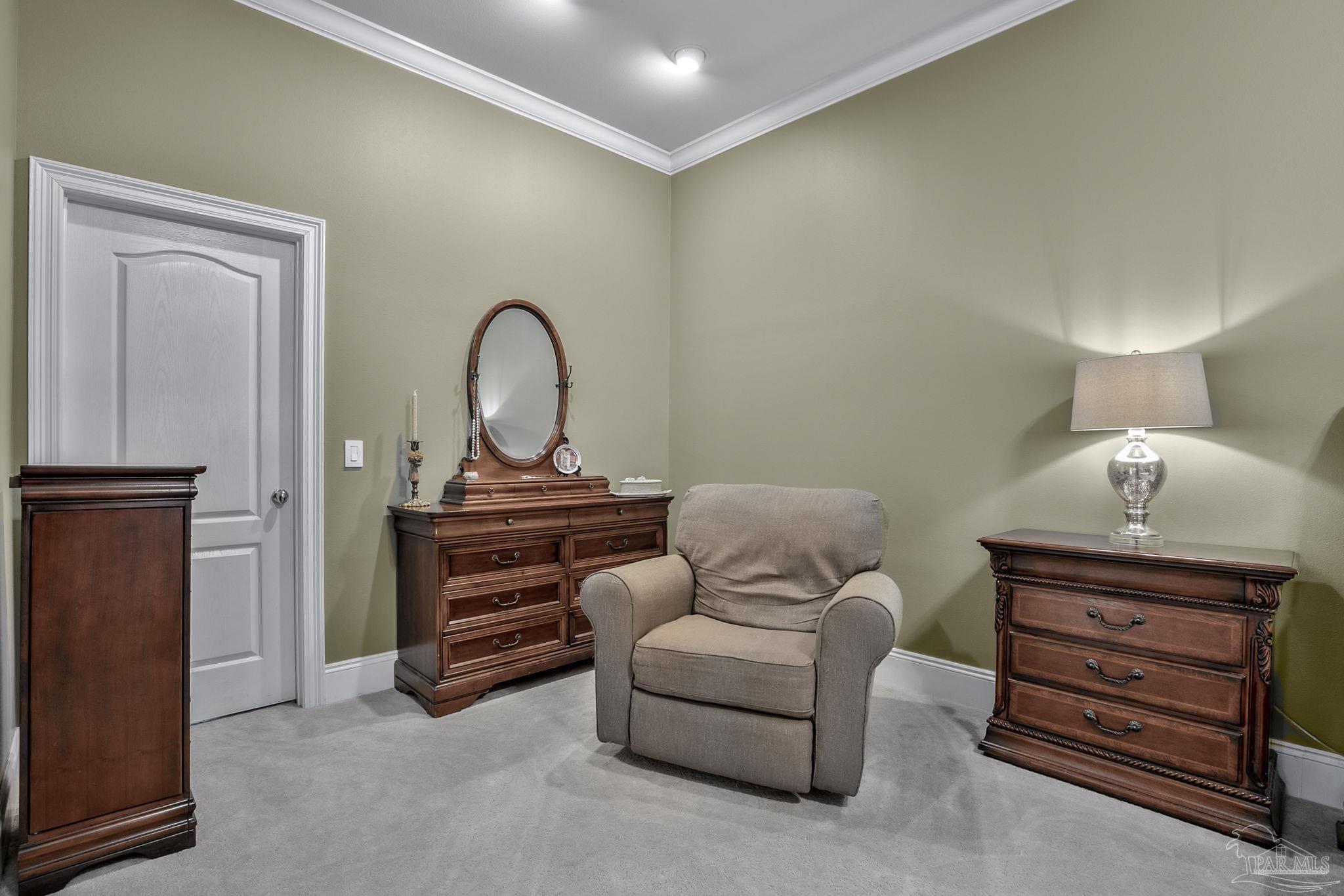 300 1/2 Brookwood Rd