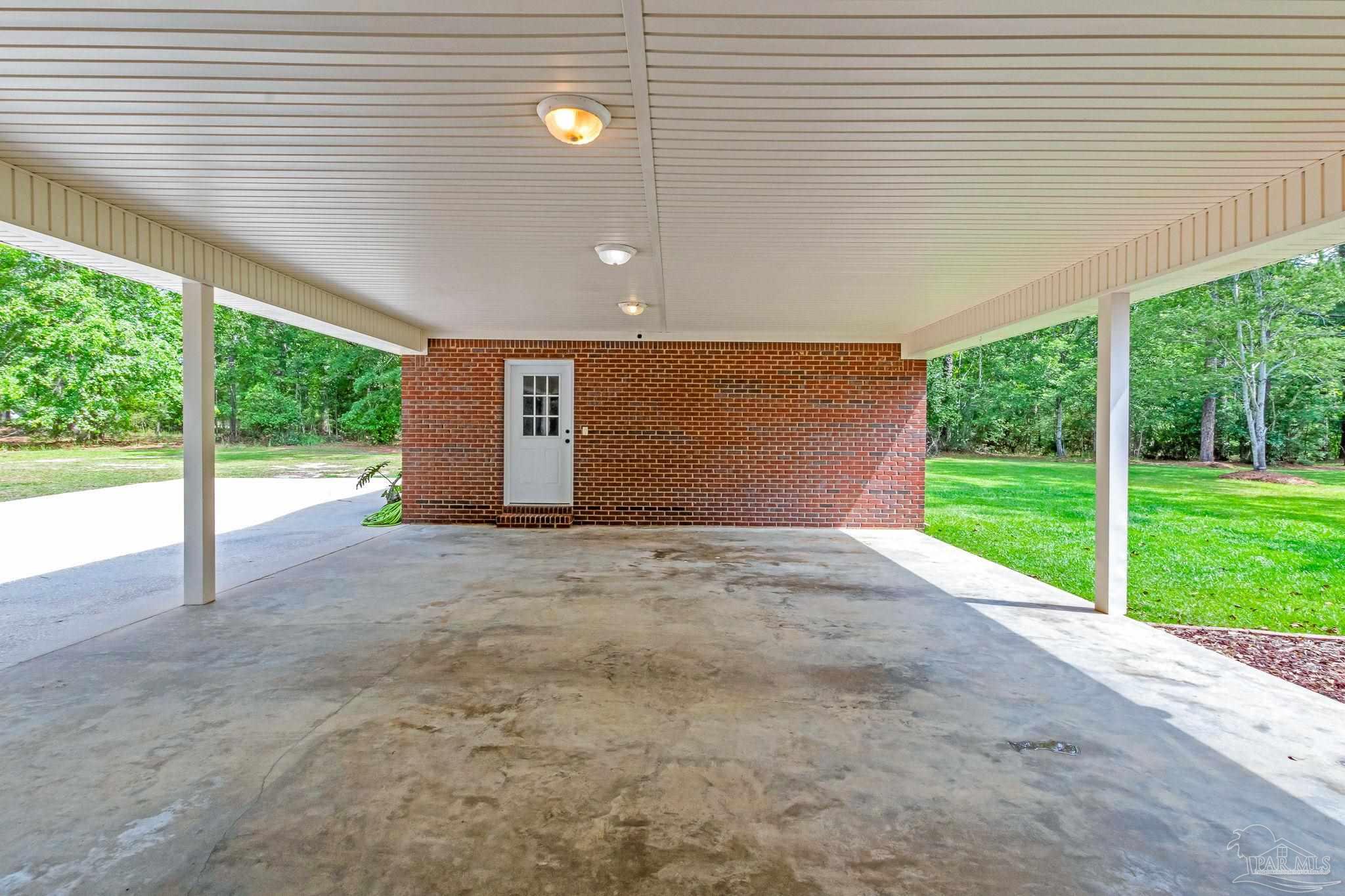 1024 Forest Hills Dr