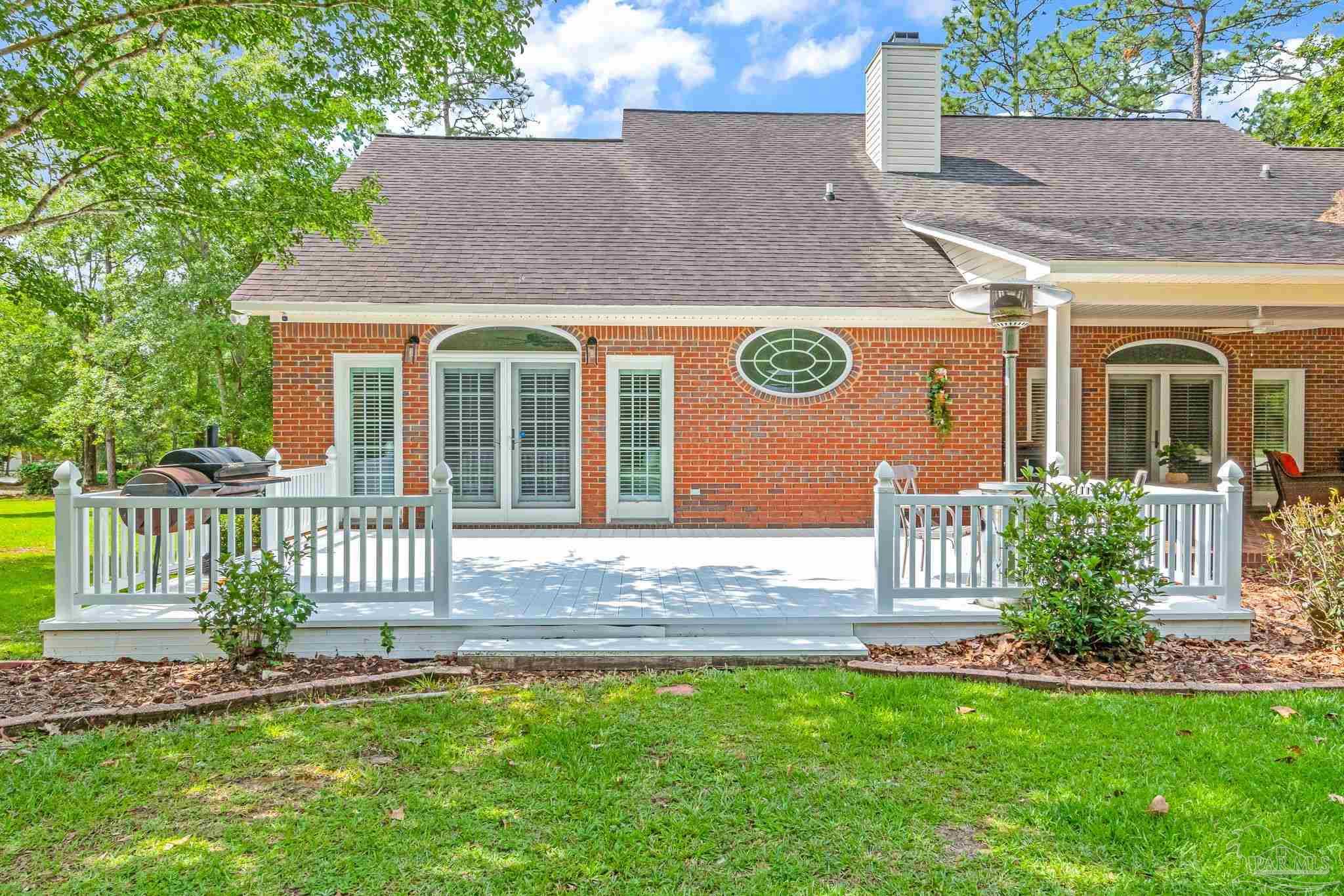 1024 Forest Hills Dr