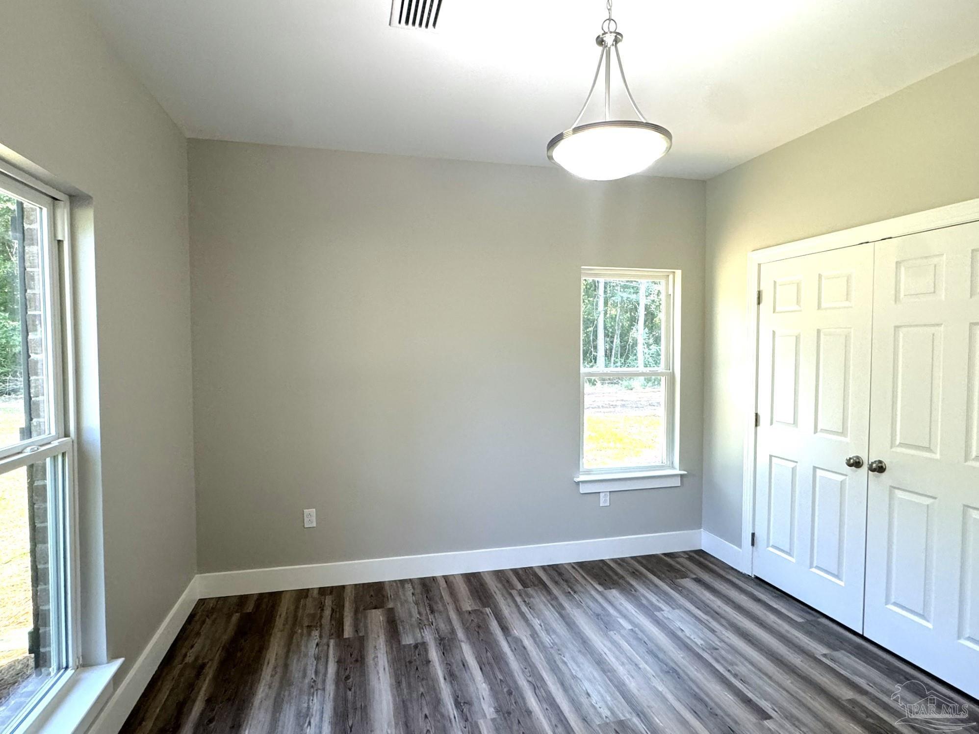 275 Edgewood Ct