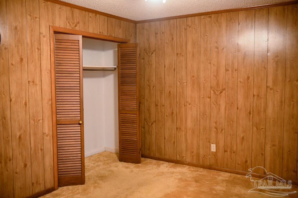 537 Lowery Rd