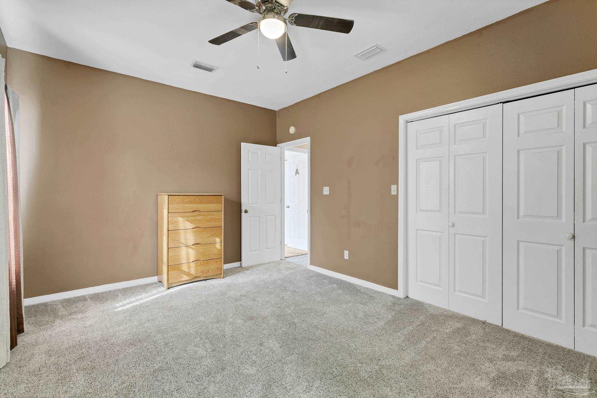 5200 Wiggins Lake Rd
